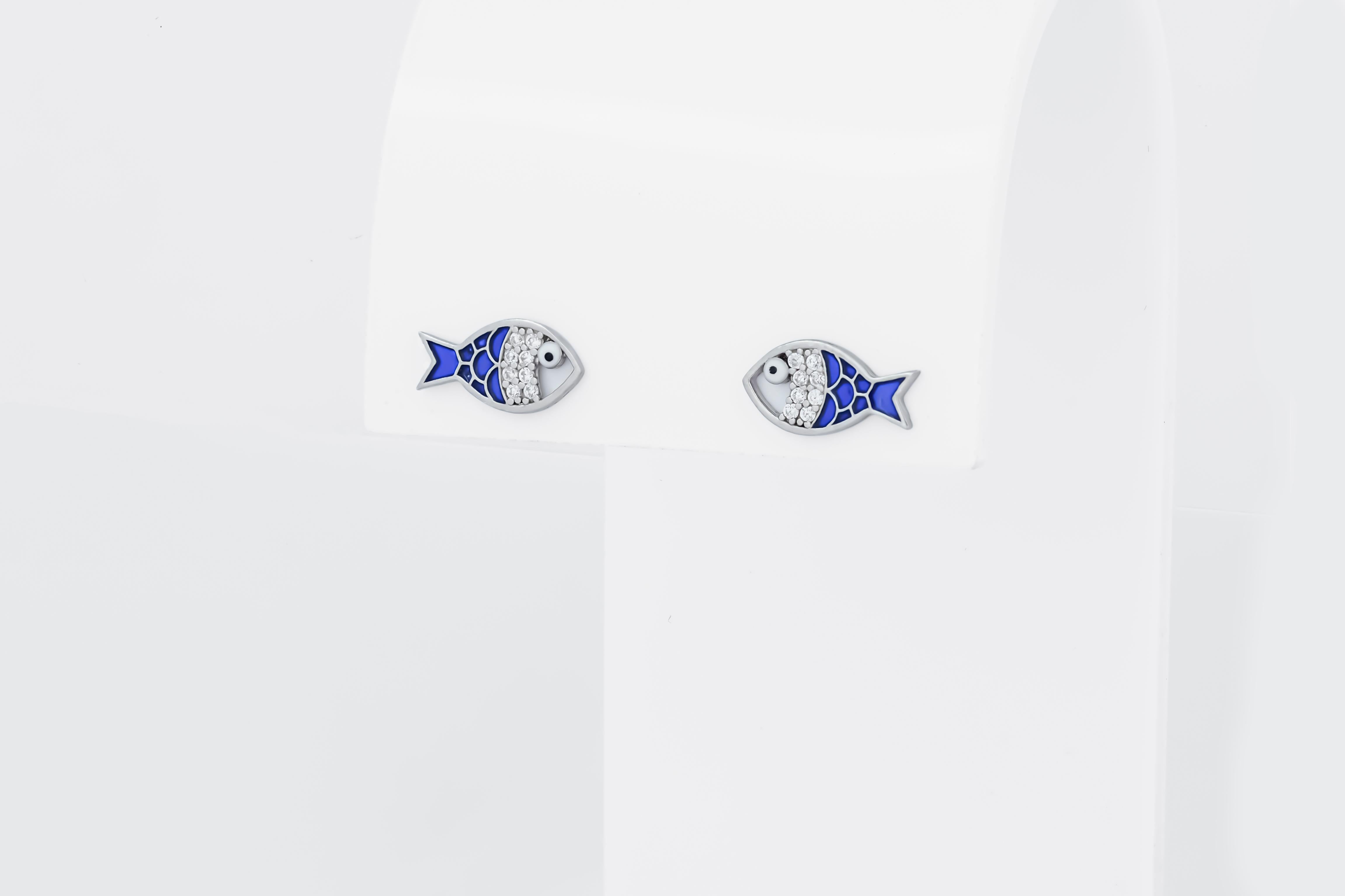 Fish and turtle earrings studs 1