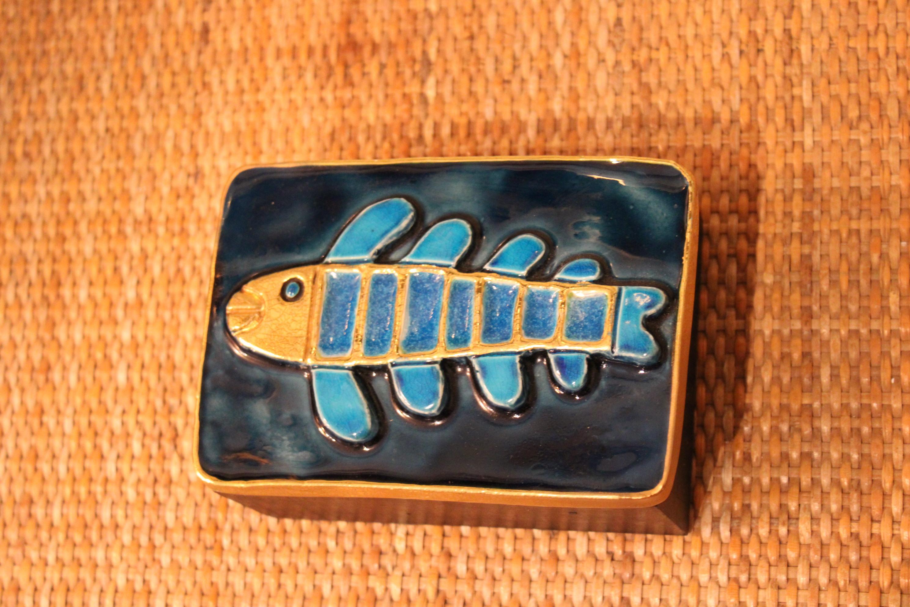 Boîte à poissons en céramique de Mithe Espelt
Circa 1970.