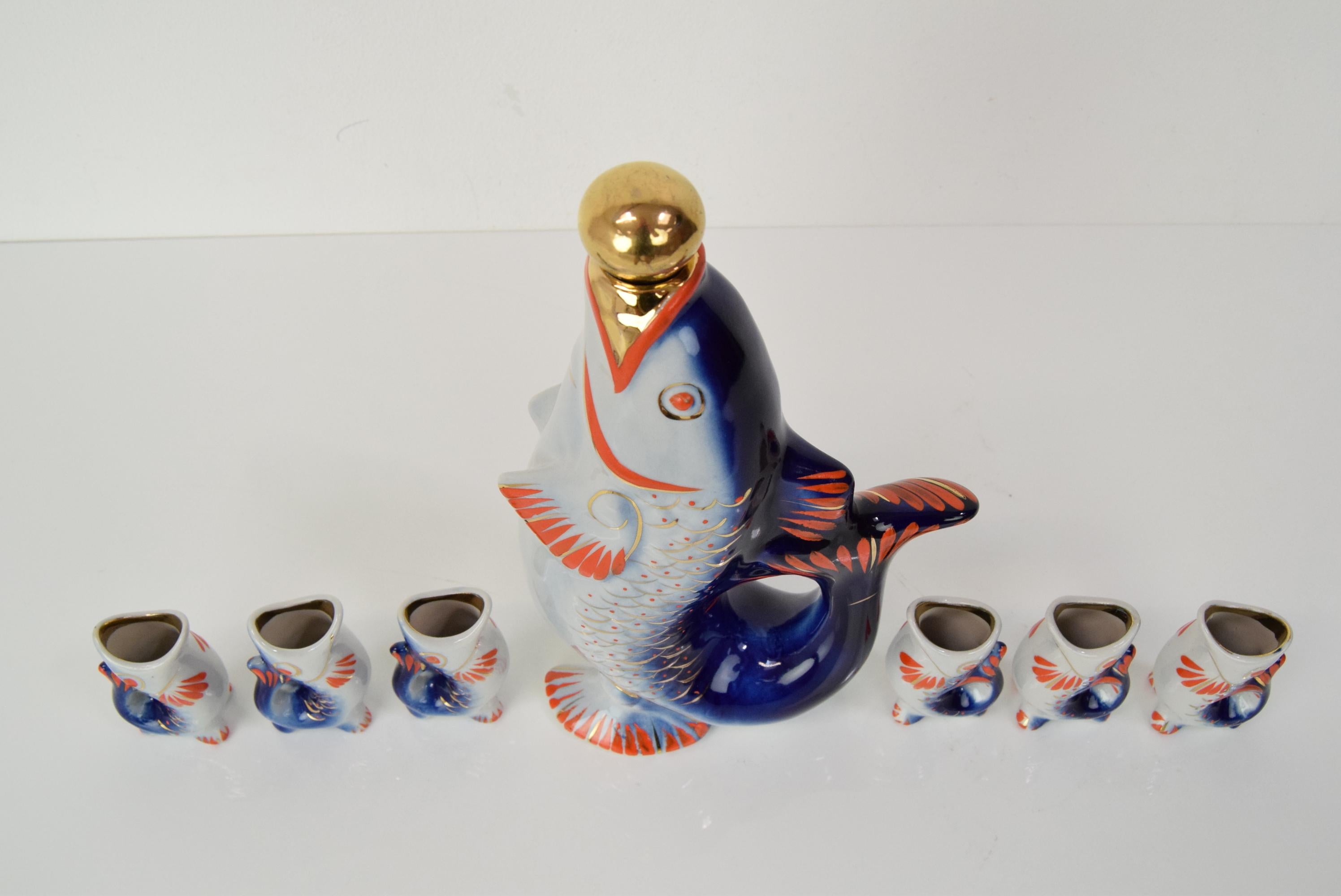 Mid-Century Modern Fish Decanter Soviet Drinking Set Porcelain Fish Carafe Shots Glass, 1950's For Sale
