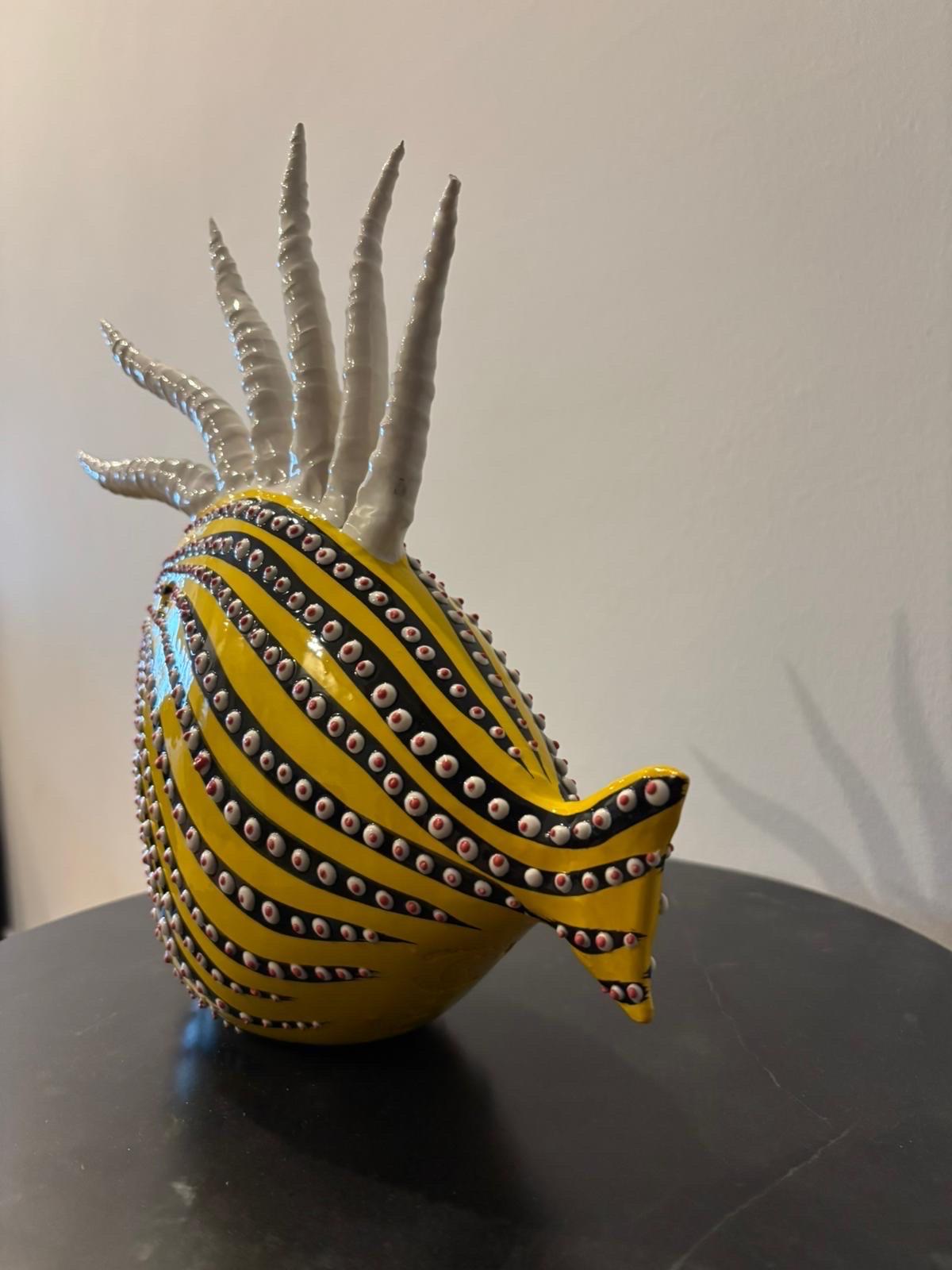 Design/One en céramique décorative en forme de poisson. Fabriqué à la main en Italie. Sur mesure. 2025 en vente 1