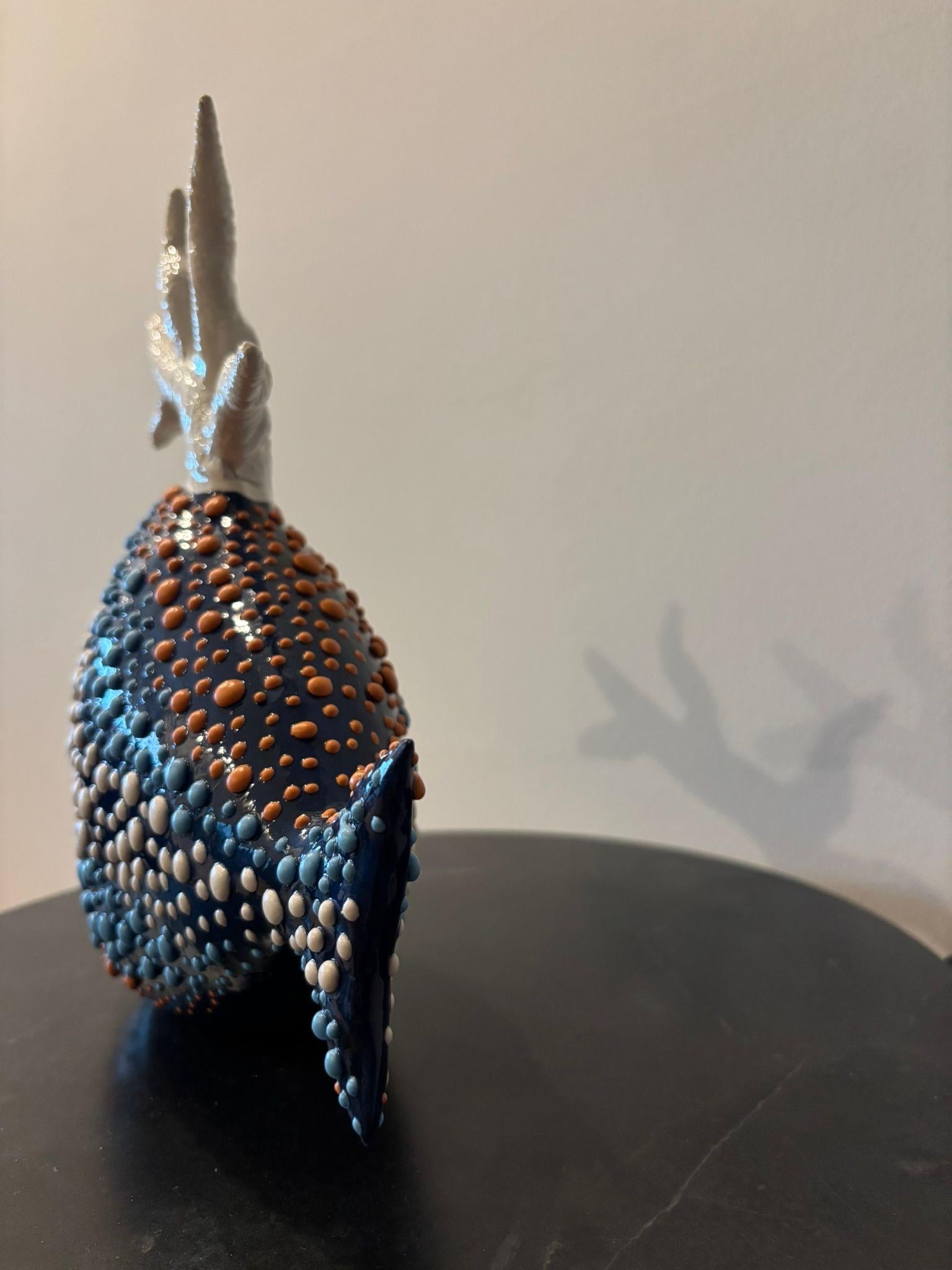 XXIe siècle et contemporain Poisson. Am designs/One en céramique. Fabriqué à la main en Italie, peint à la main. Sur mesure. 2025. en vente