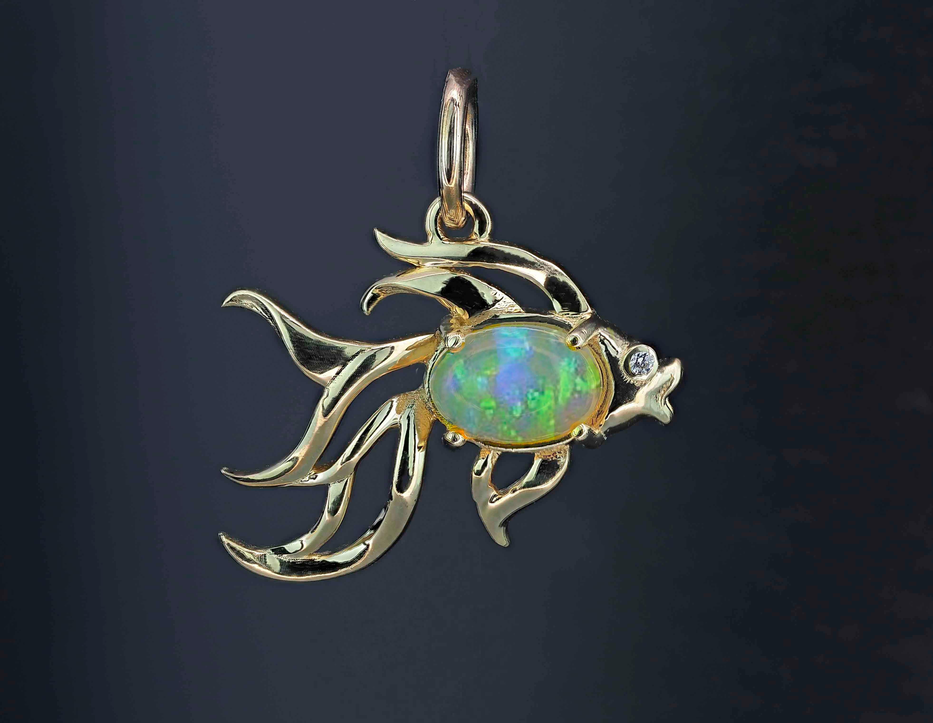 14 Karat Gold-Anhänger mit Fischmuster, Opal und Diamant 5
