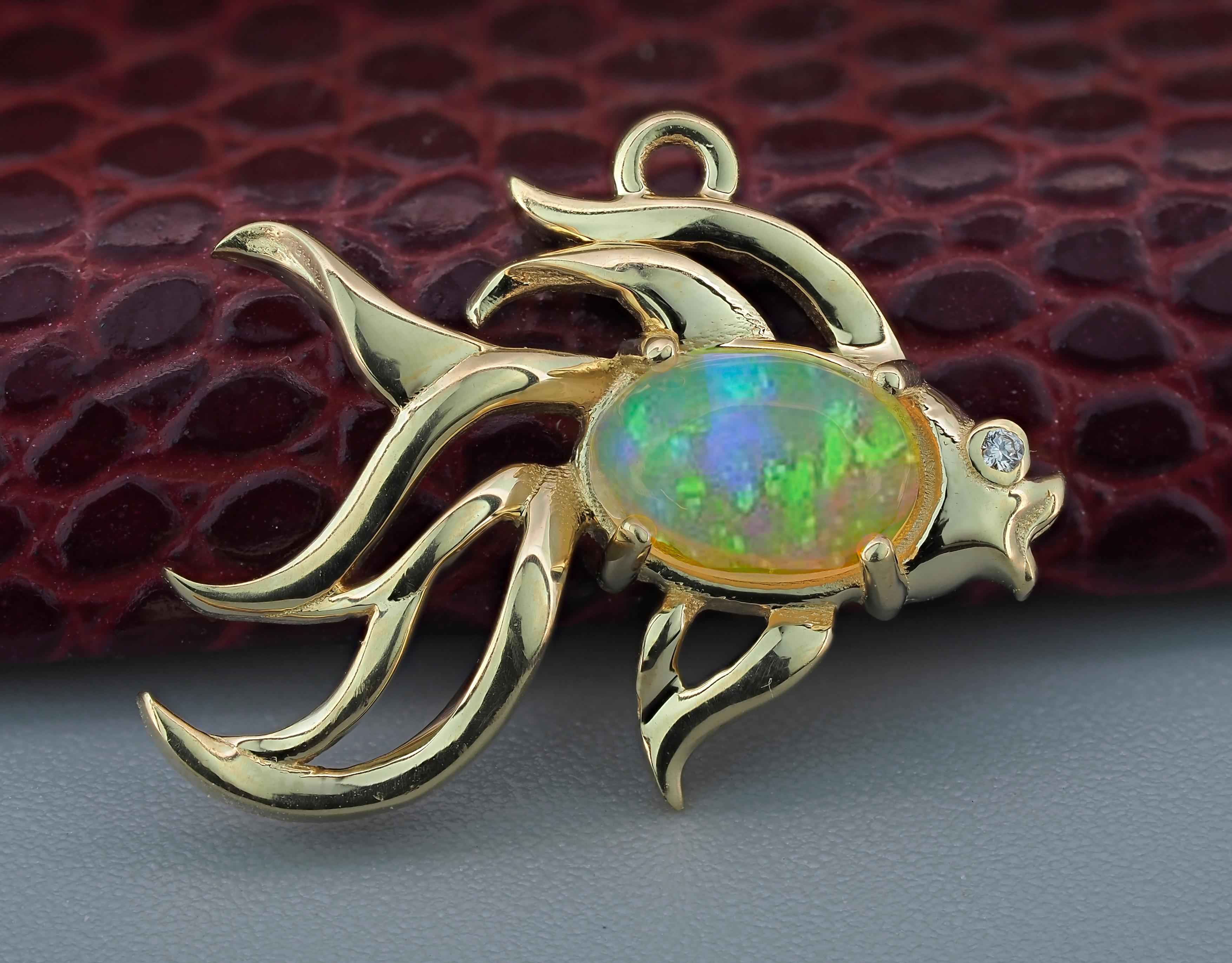 14 Karat Gold-Anhänger mit Fischmuster, Opal und Diamant Damen