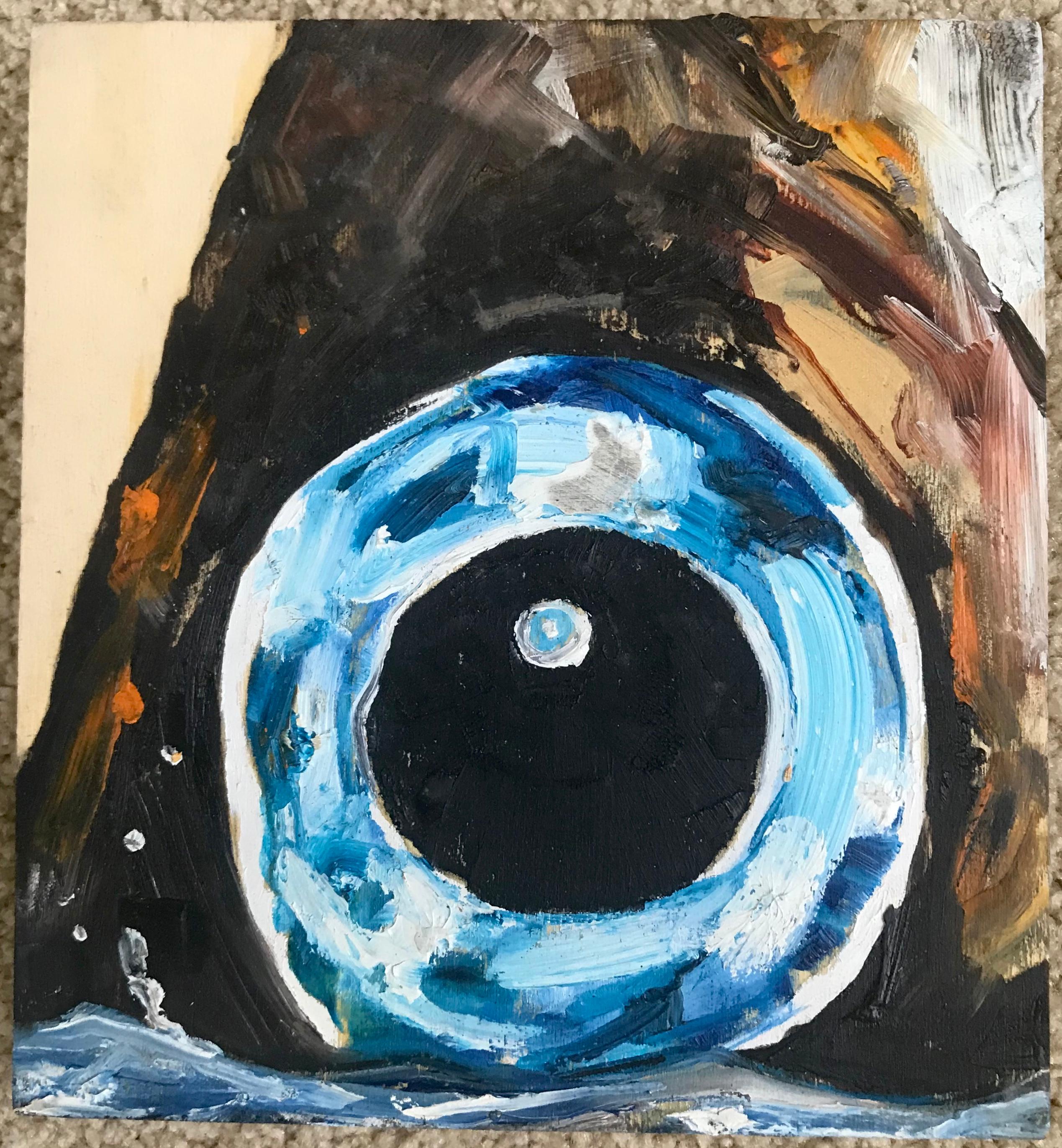 Peinture de l'oeil du poisson. Peinture acrylique contemporaine blanche, bleu vif et noire sur panneau de bois brut 
