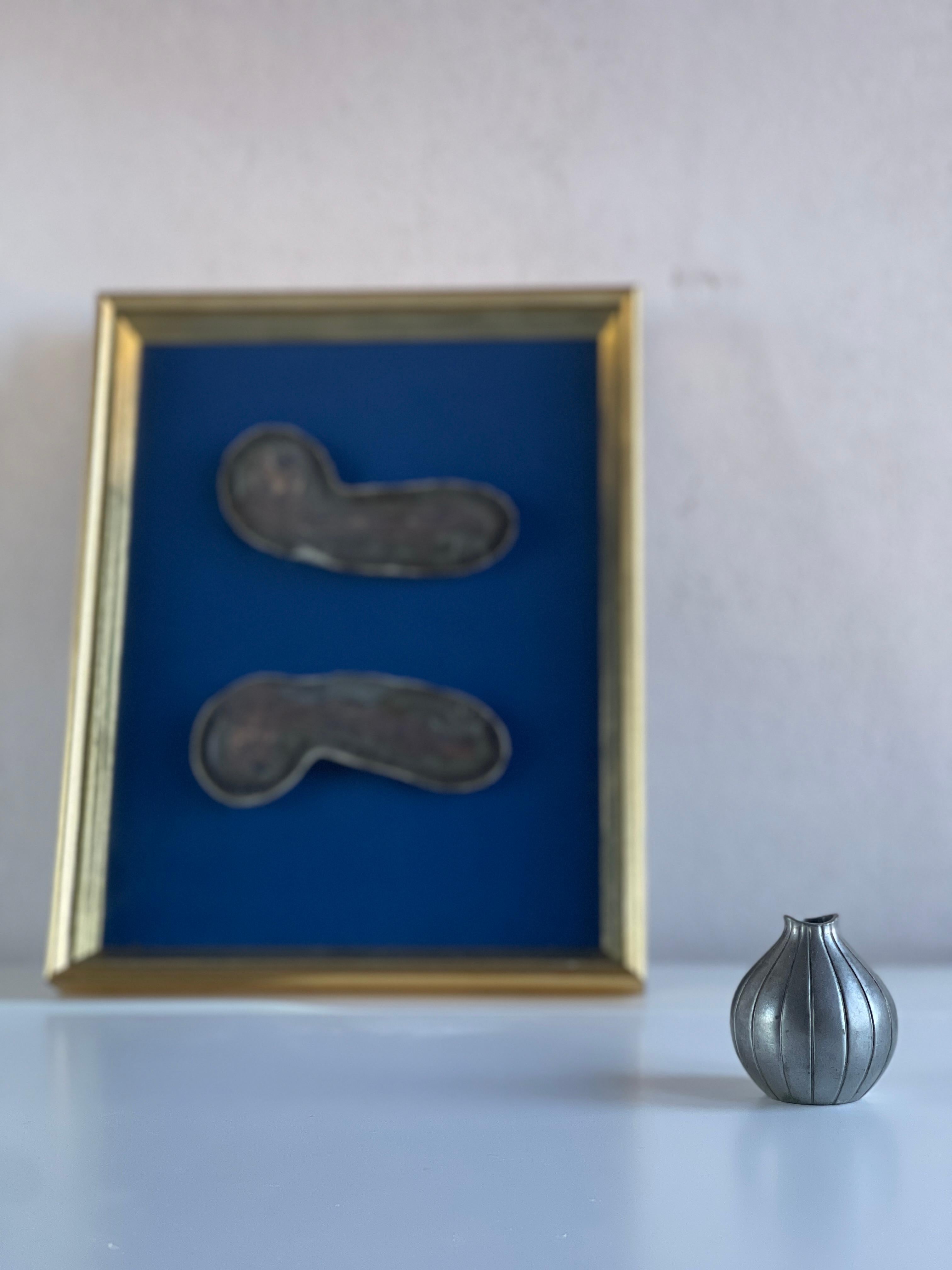 Fish fossil in golden frame from Disco Island, Godthåb fjord in Greenland 50mill For Sale 1