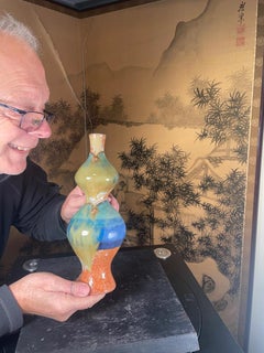 Vase Bleu Master Work peint à la main Fish Frenzy  Eva Fritz-Lindner