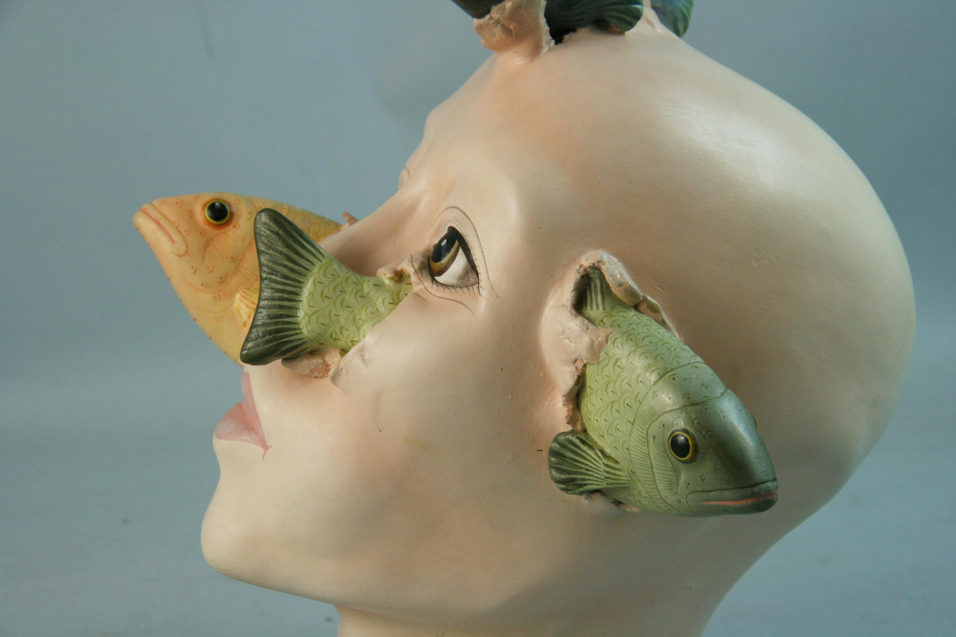 Fischkopf-Keramik-Skulptur aus der Werkstatt von Sergio Bustamante, signiert von Macias im Angebot 6
