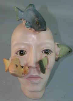 Escultura de cerámica Cabeza de Pez del Taller de Sergio Bustamante firmada por Macias