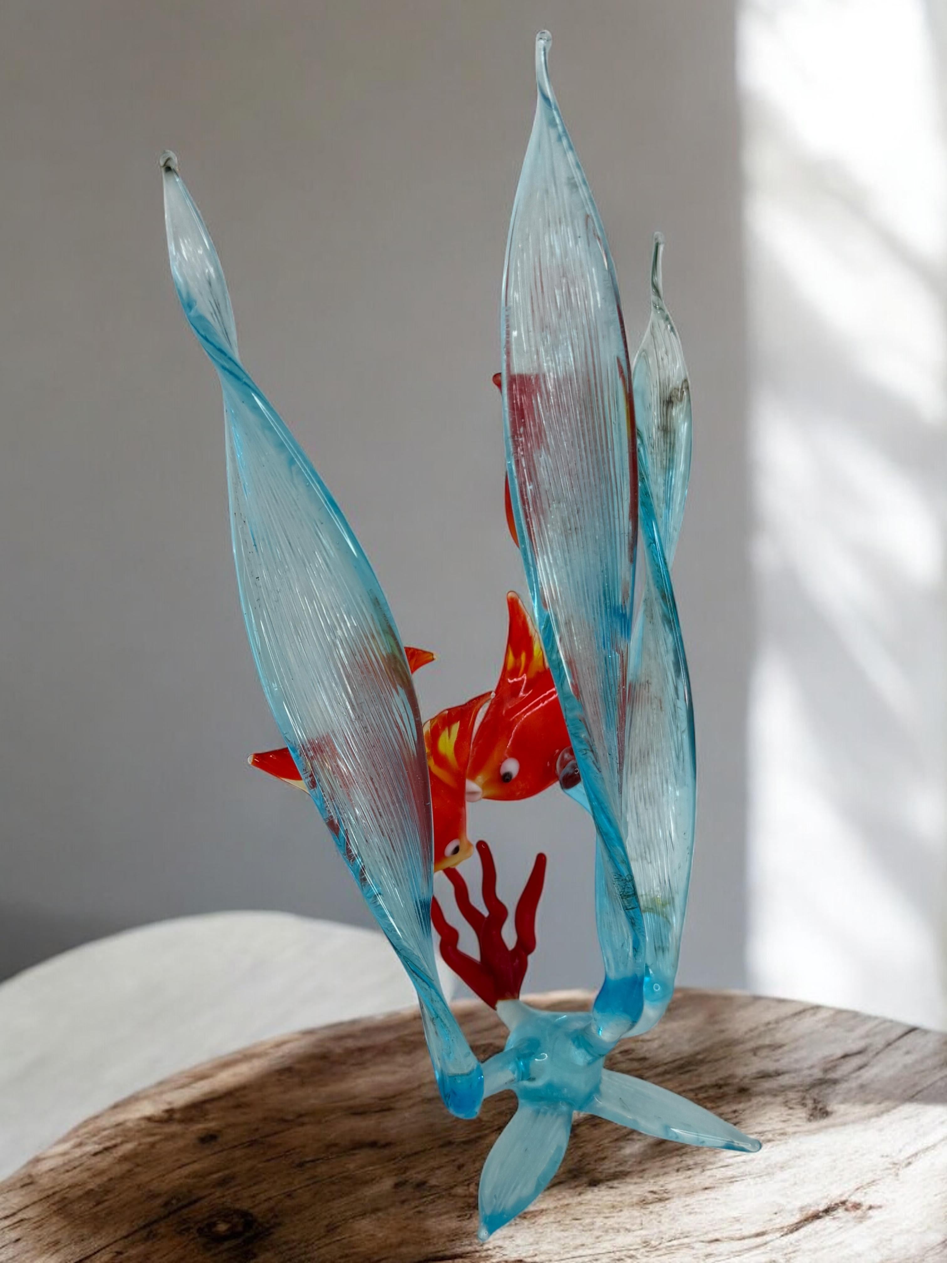 Fish In Corals Murano Art Glass Sculpture Figure Mid-20th Century, Venice Italy Vidrio soplado