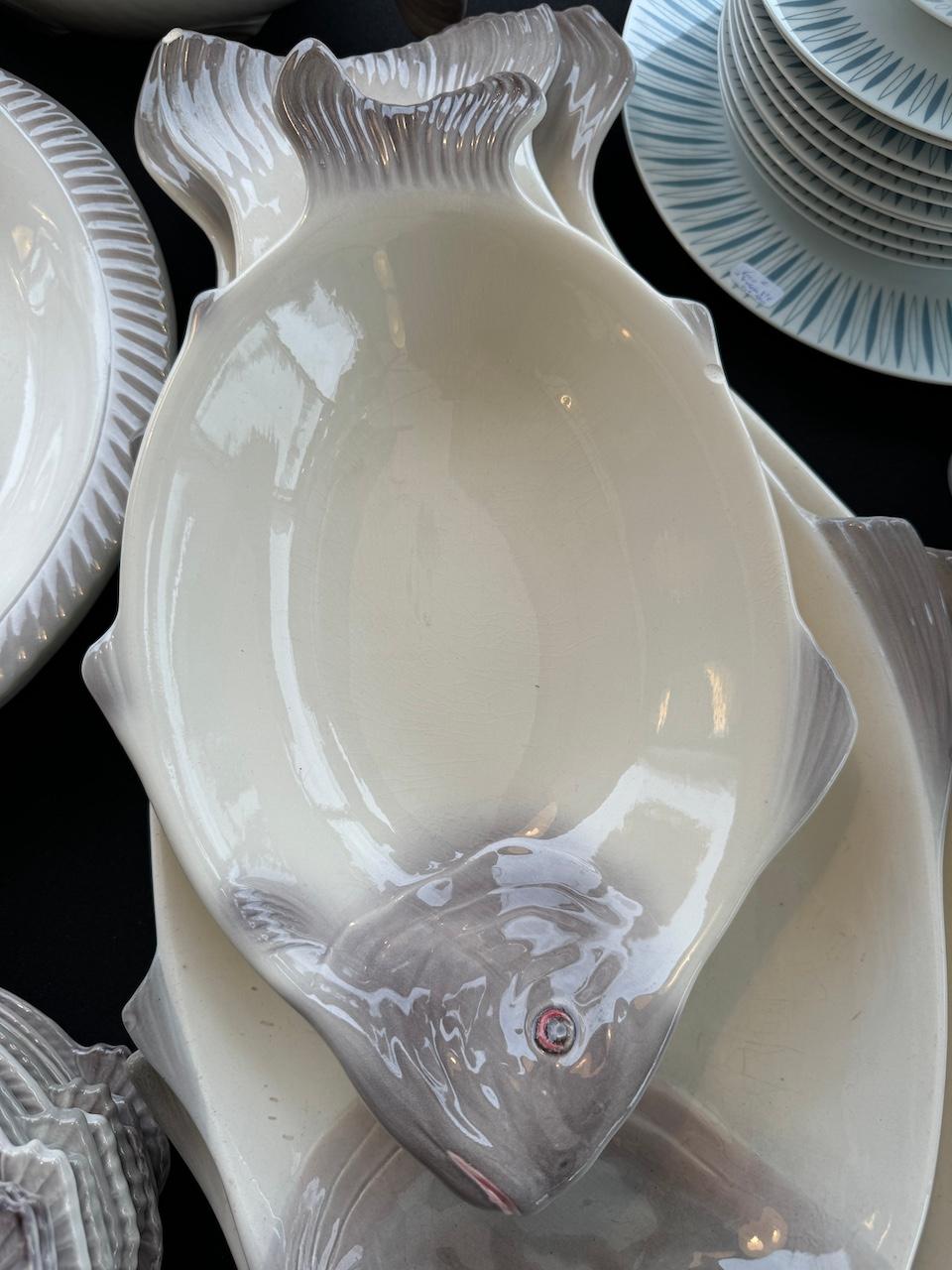 24 Platos y cubiertos de pescado Loza vidriada Waechtersbach Alemania A. Müller 5
