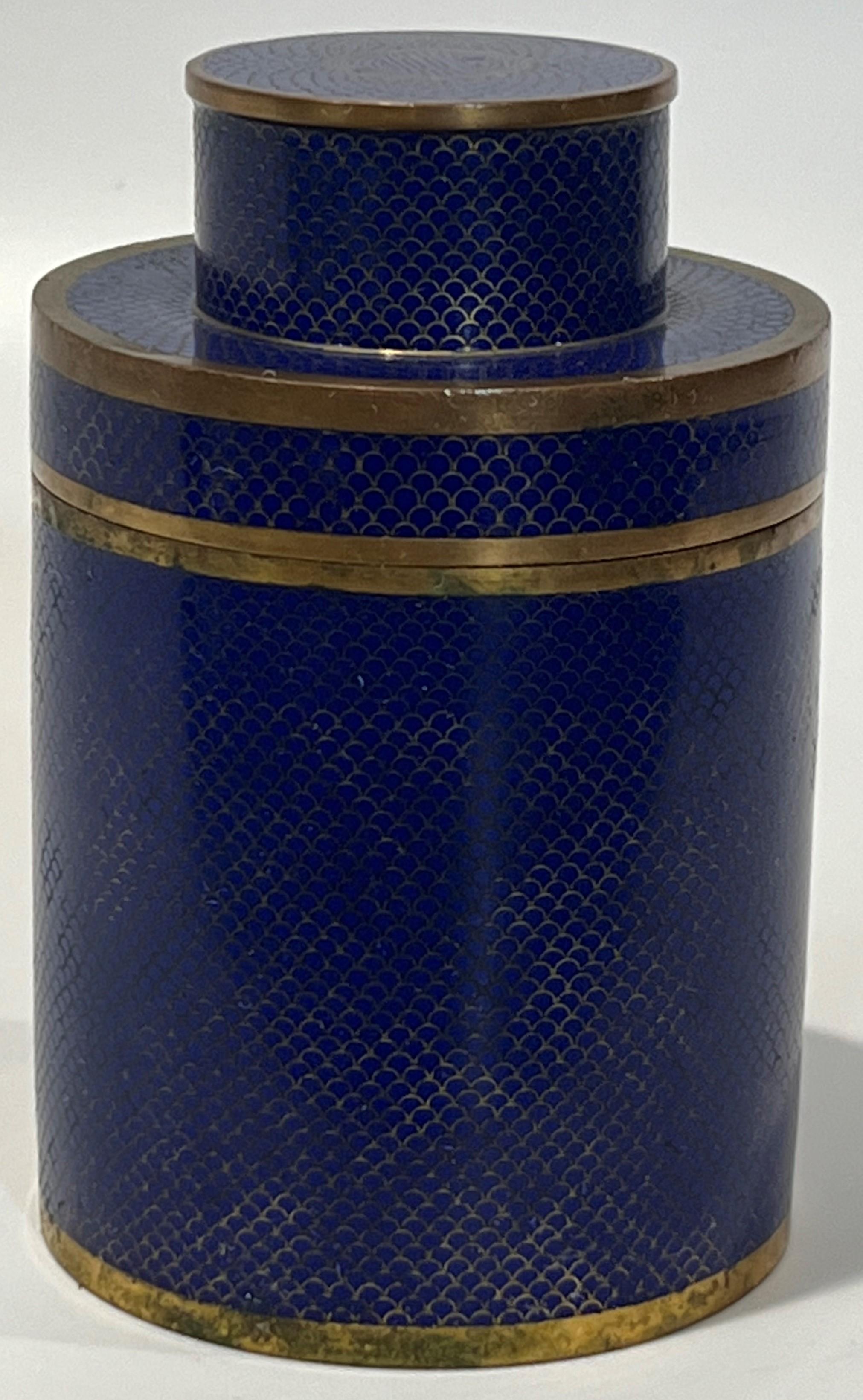 Fish Scale Midnight Blue Chinese Cloisonne Tobacco Box 1930's In Distressed Condition For Sale In Mobile, AL