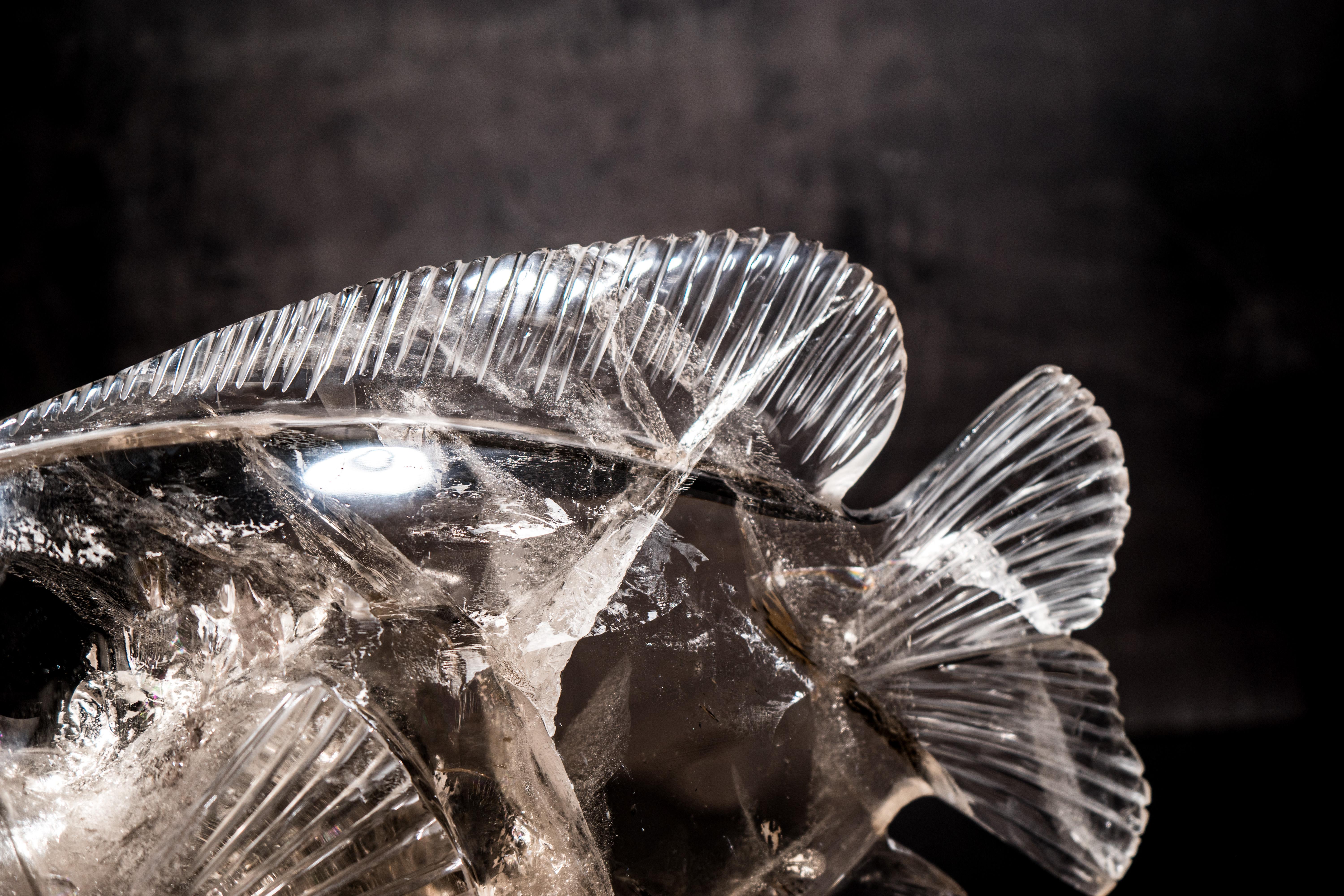 Escultura de Pez en Cristal de Cuarzo Claro Natural en venta 2