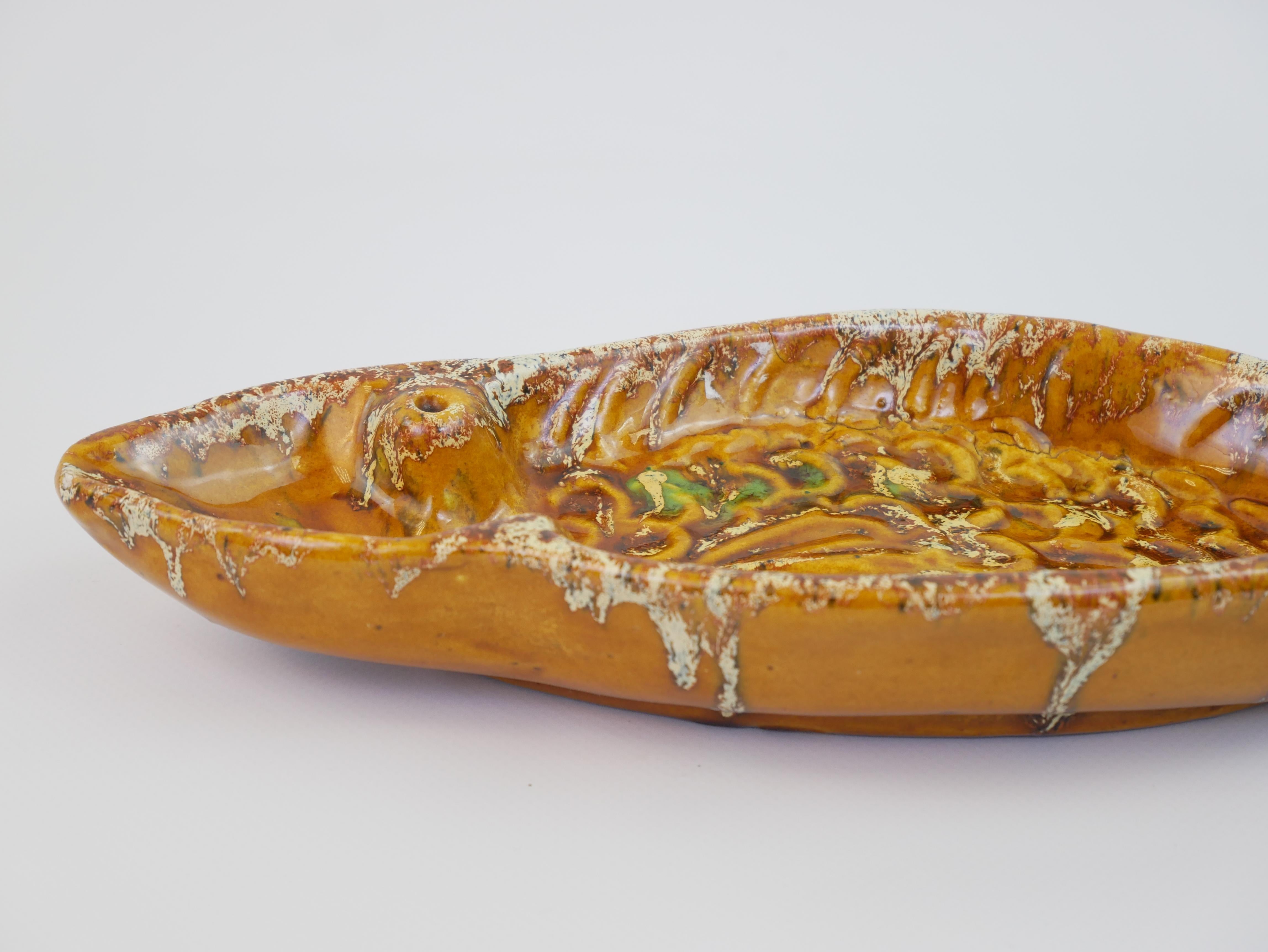 Céramique Plats décoratifs / vide-poche en céramique jaune en forme de poisson en vente