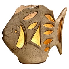 Lampada da tavolo in ceramica a forma di pesce