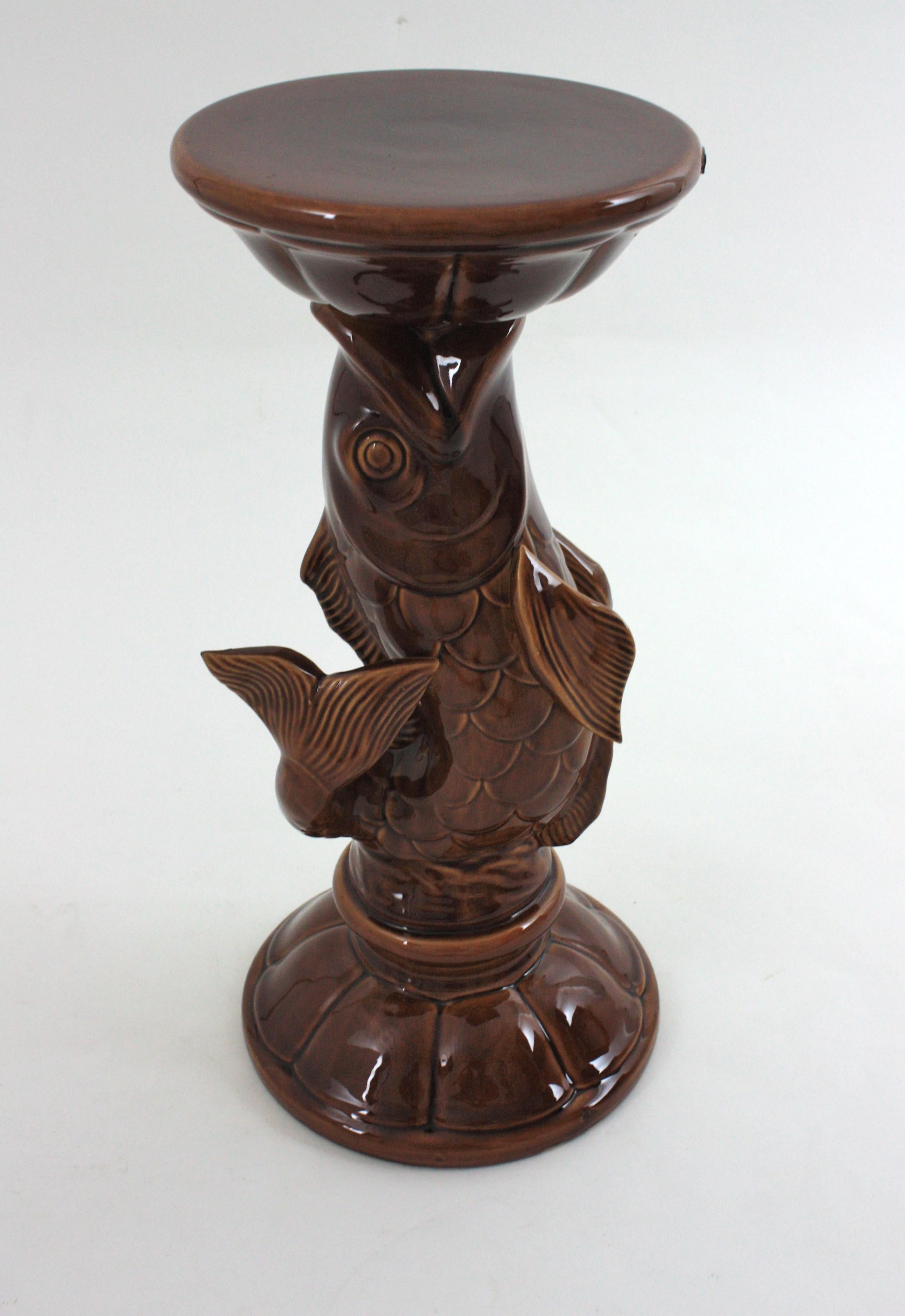 Ceramica Tavolino a forma di pesce o tavolino in ceramica marrone, Spagna 1950 in vendita