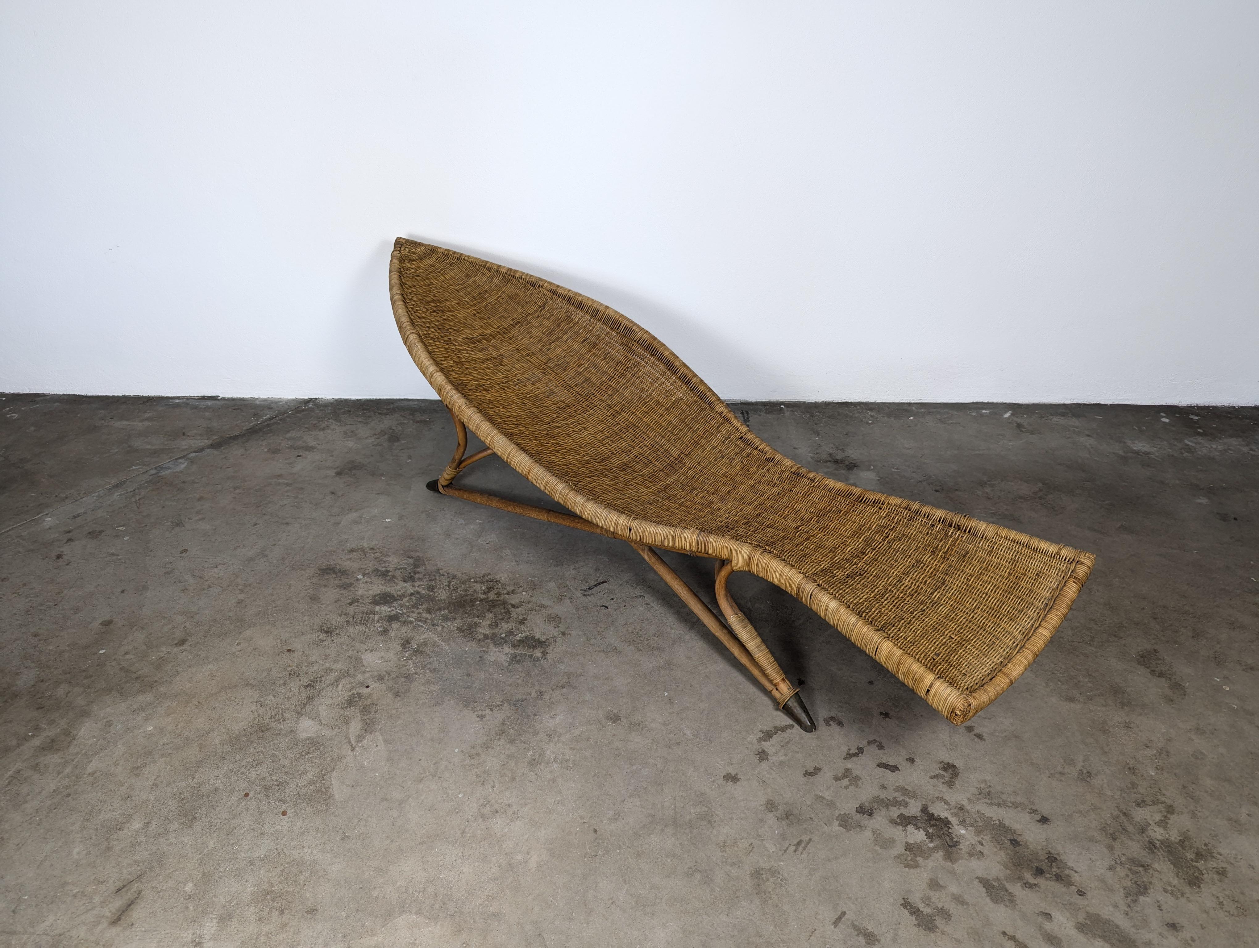 Fish Shaped Wicker Lounge Chair Attributed to Lina Zervudaki 3