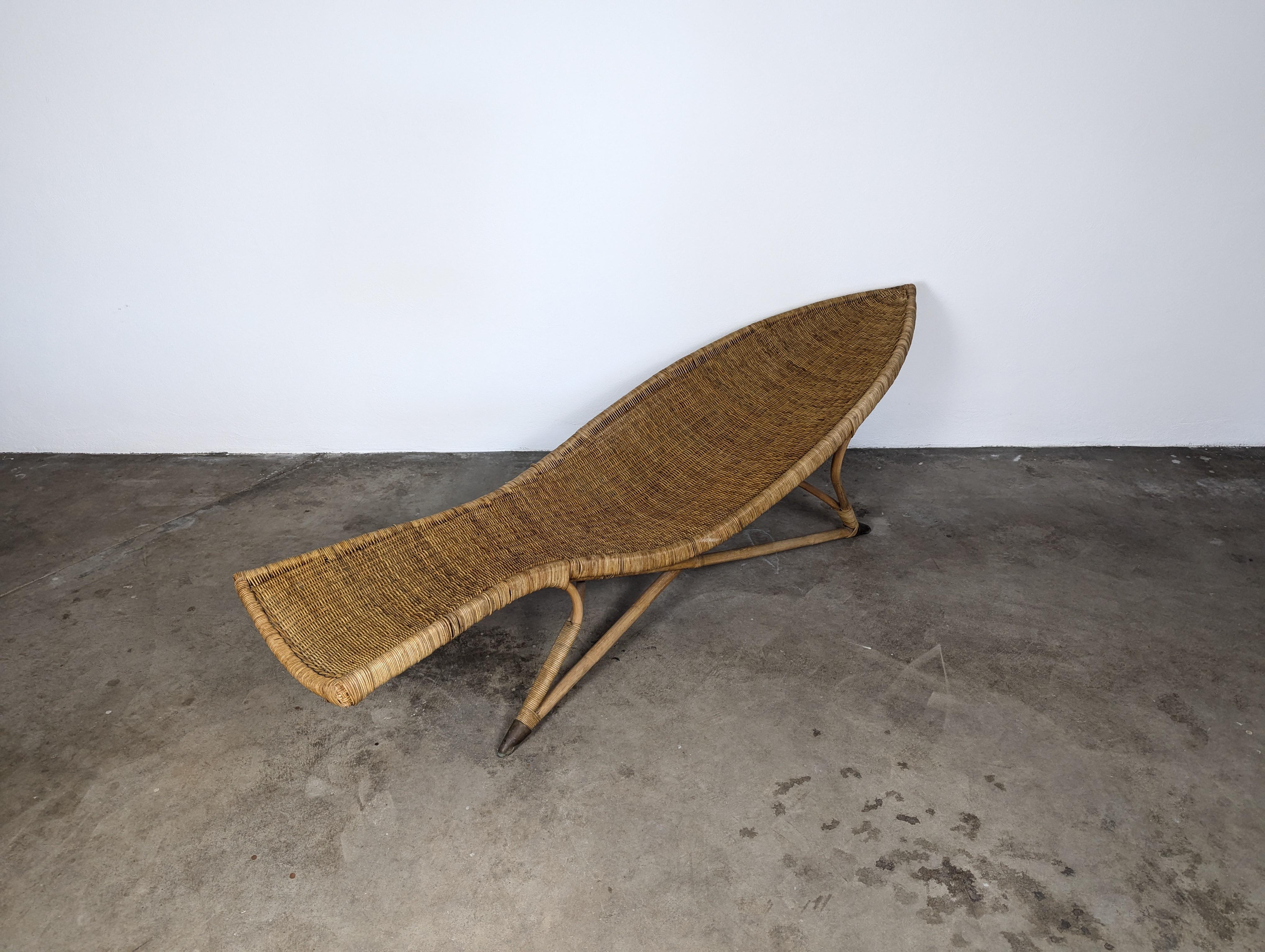 Mid-20th Century Fish Shaped Wicker Lounge Chair Attributed to Lina Zervudaki