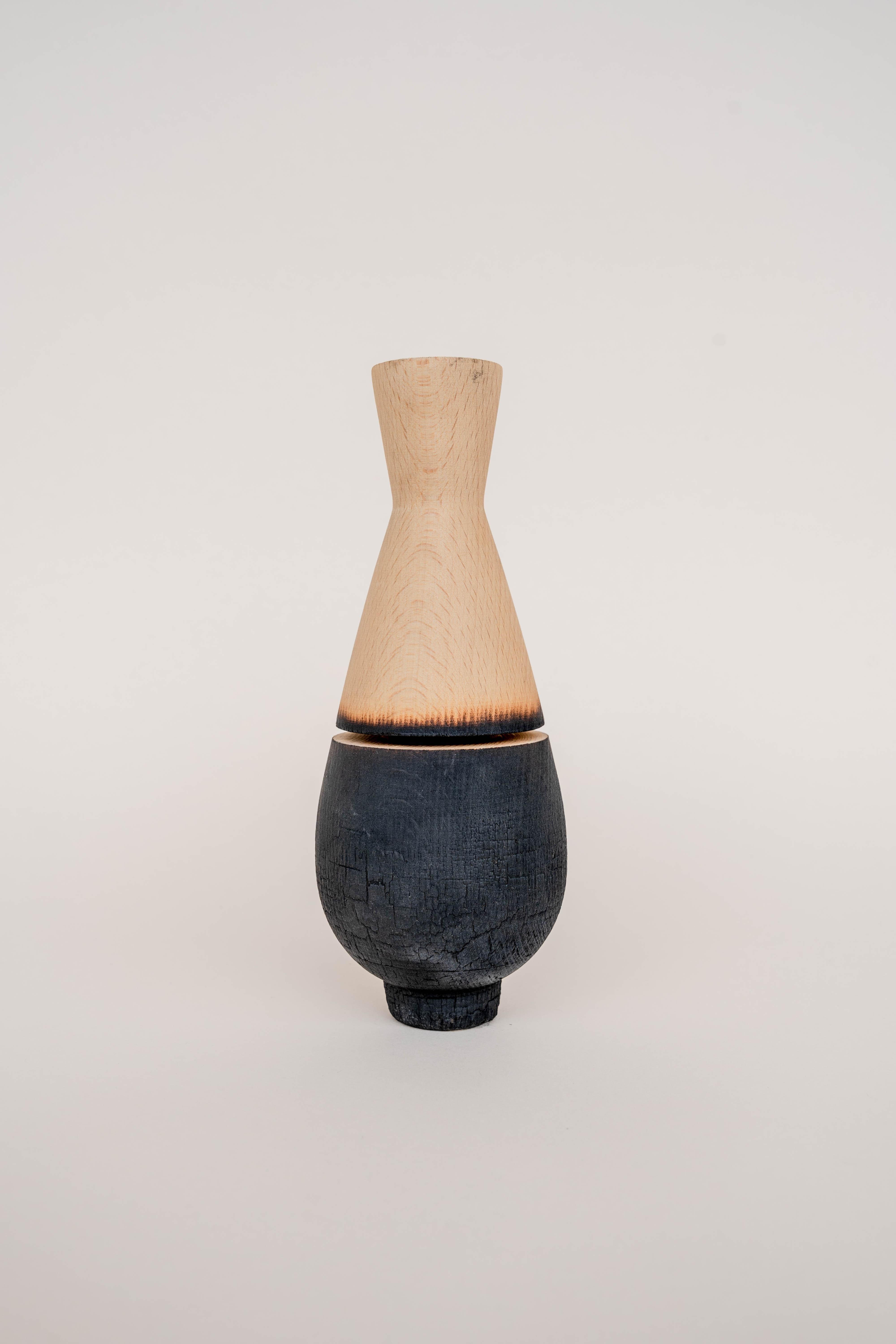 Fish Tail Burnt Vase by Daniel Elkayam For Sale 4