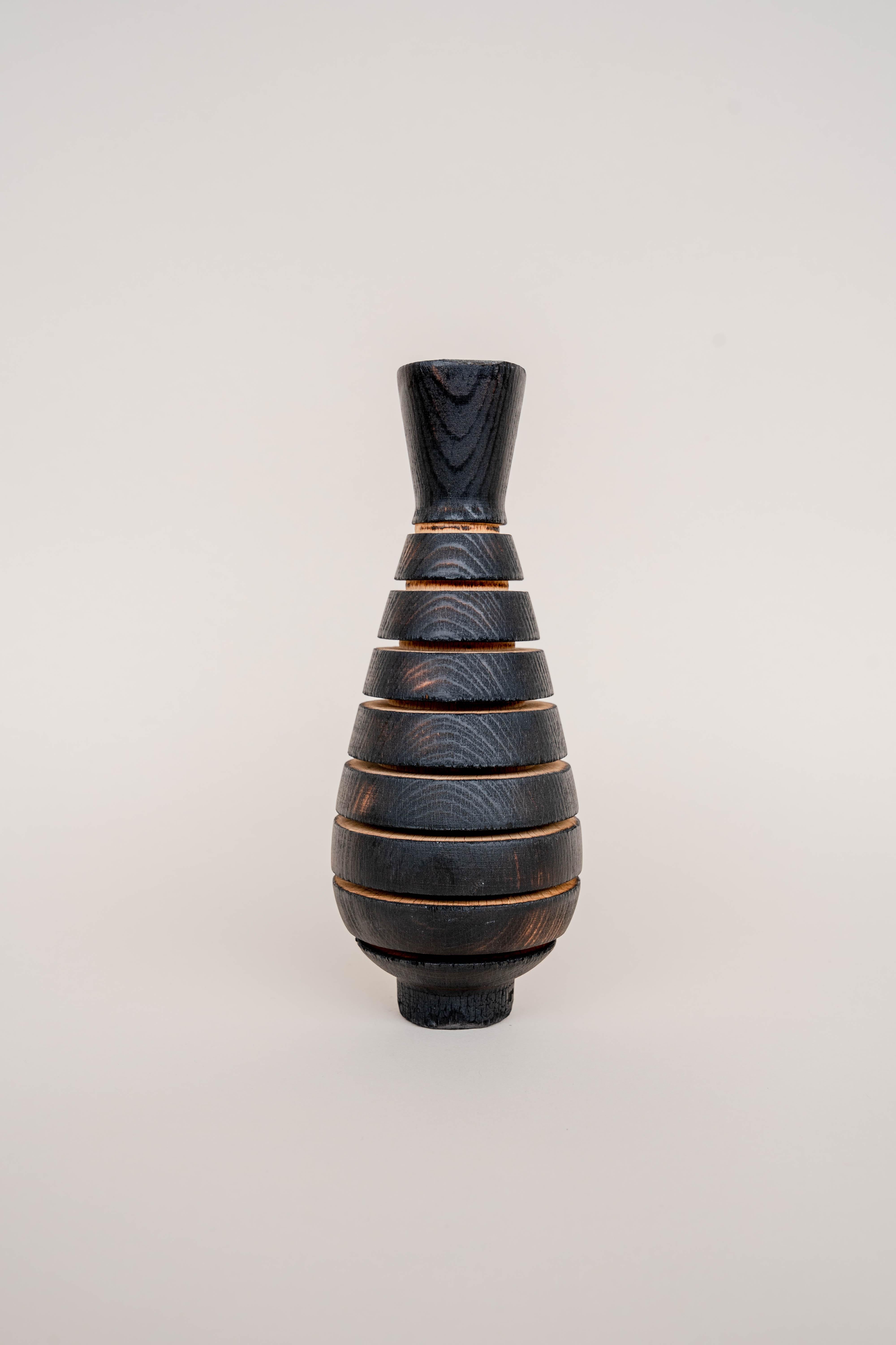 Fish Tail Burnt Vase by Daniel Elkayam For Sale 9