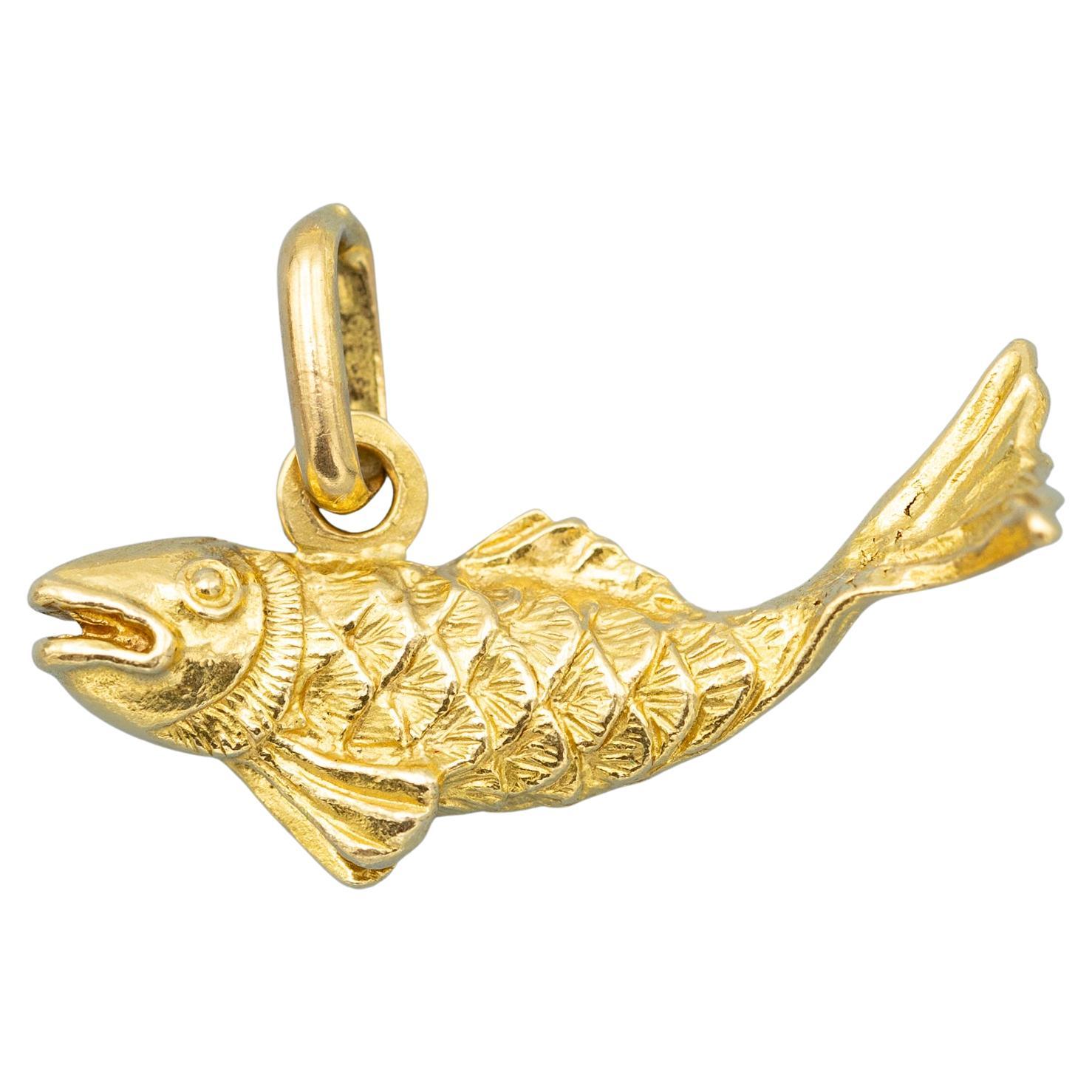 Fish - Vintage animal charm pendant - 18 karat solid yellow gold medallion