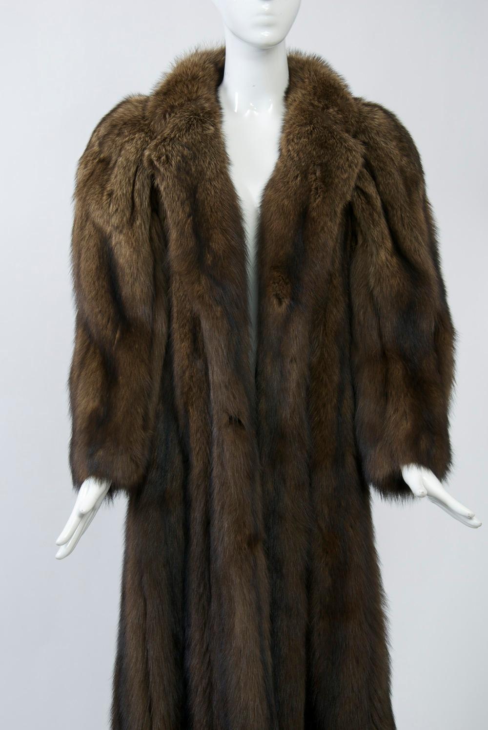 Fisher Fur Coat by Alixandre For Sale 1