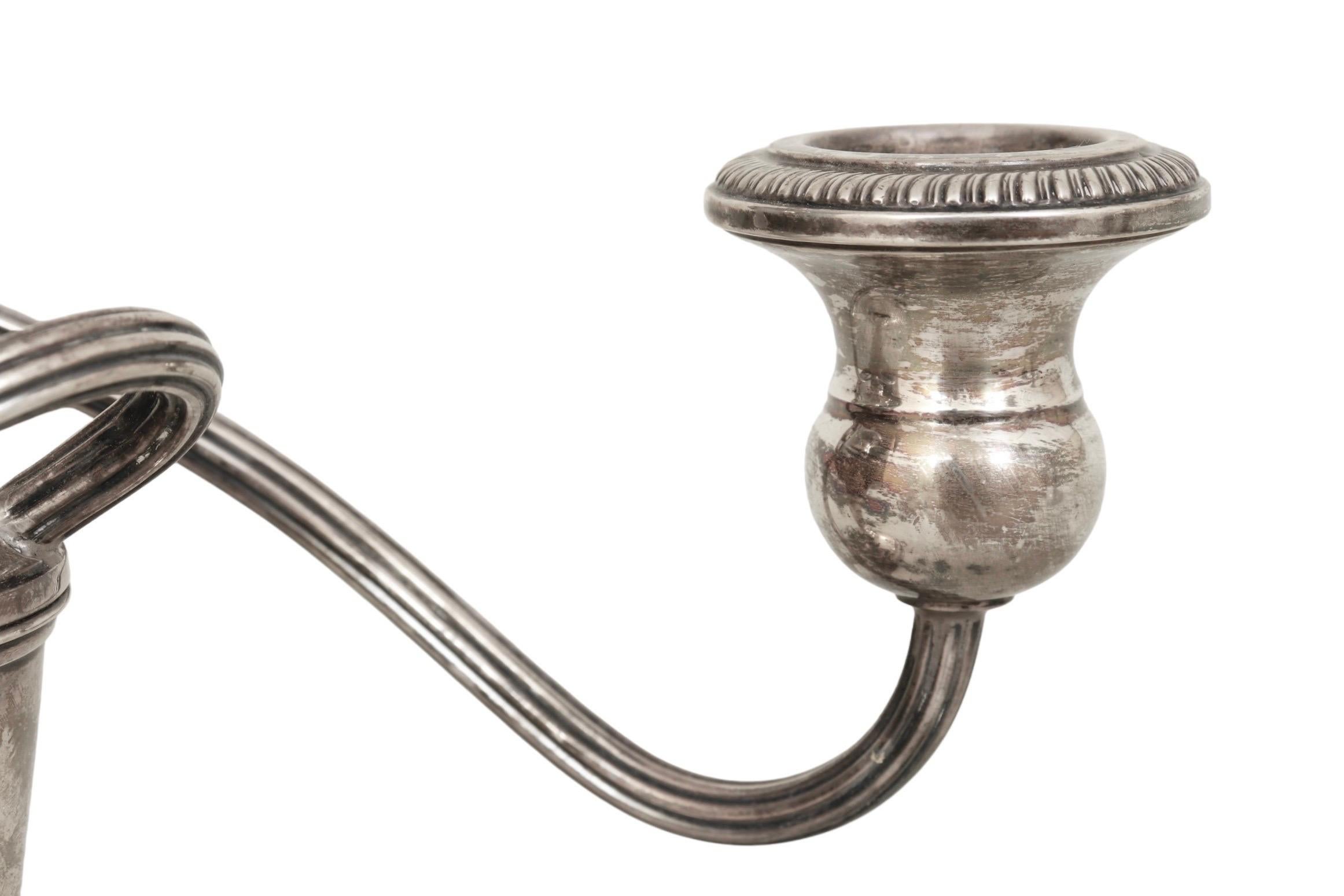 Pareja de candelabros Fisher Silver de estilo Imperio en Bueno estado para la venta en Bradenton, FL