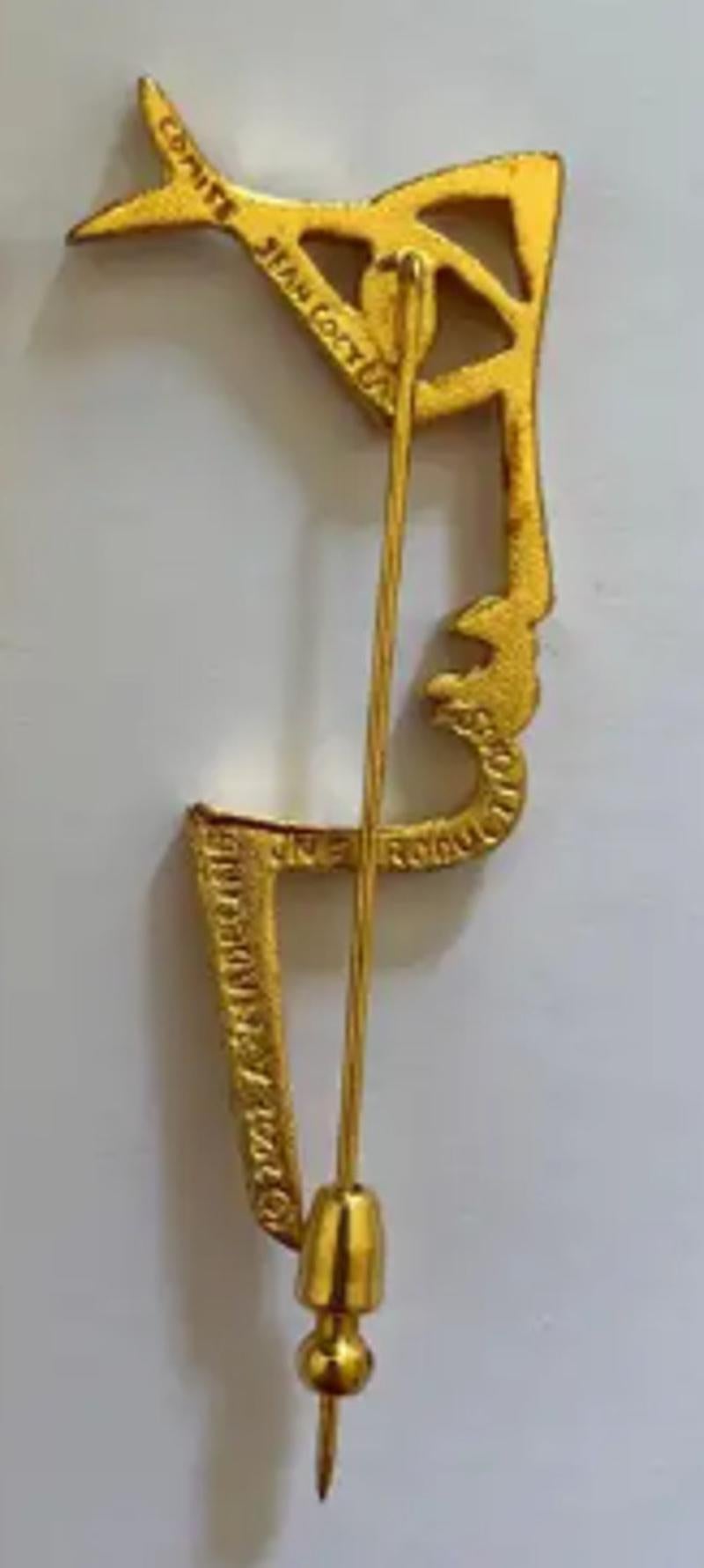 Gold-Beistellprofil eines Fischers, inspiriert von Jean Cocteau (Moderne) im Angebot
