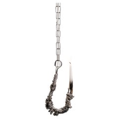 Pendentif Fisherman Hook en nickel recyclé, chrome, cuivre, acier par Panorammma