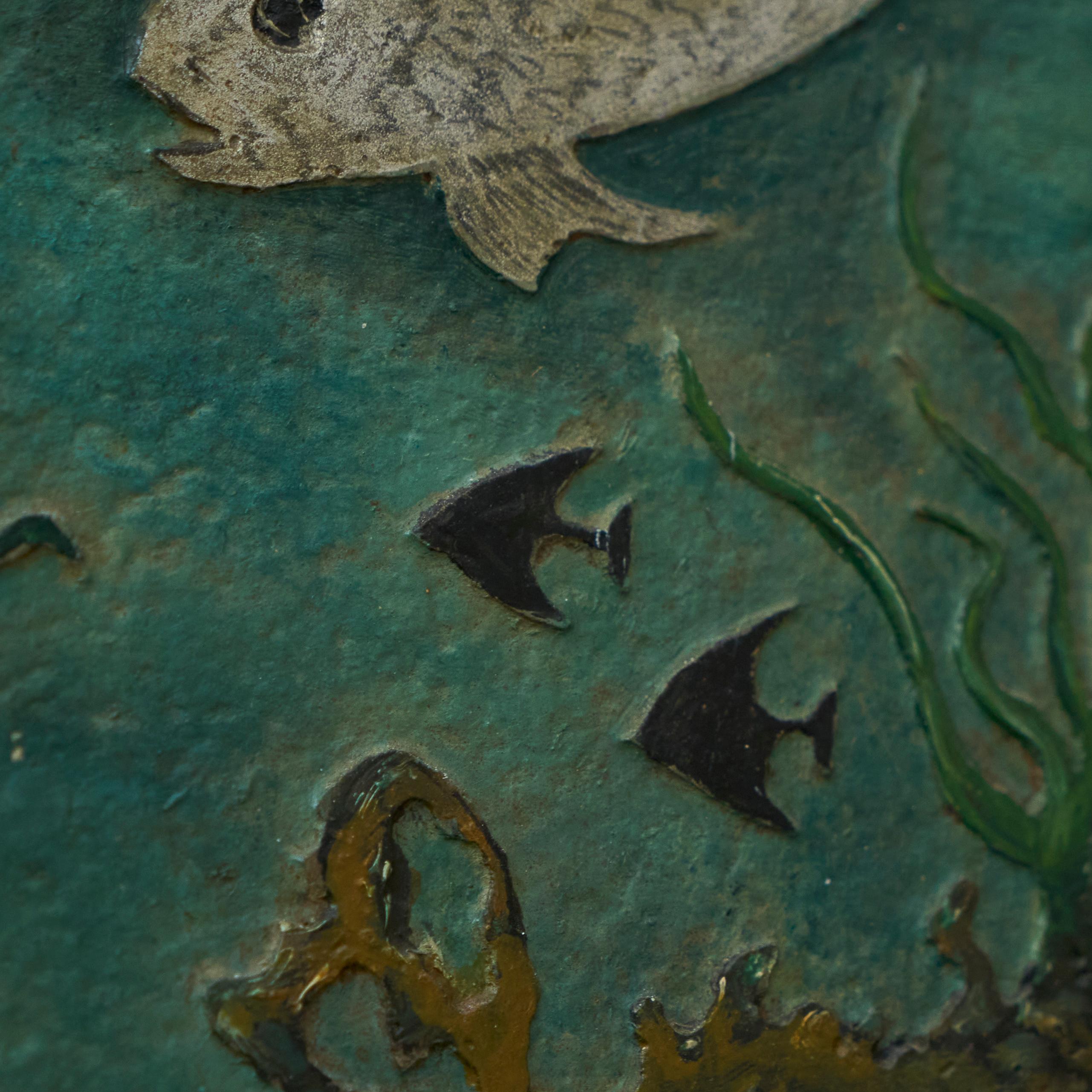 Béton Panneau mural décoratif Poissons par Eternit Début du 20e siècle en vente