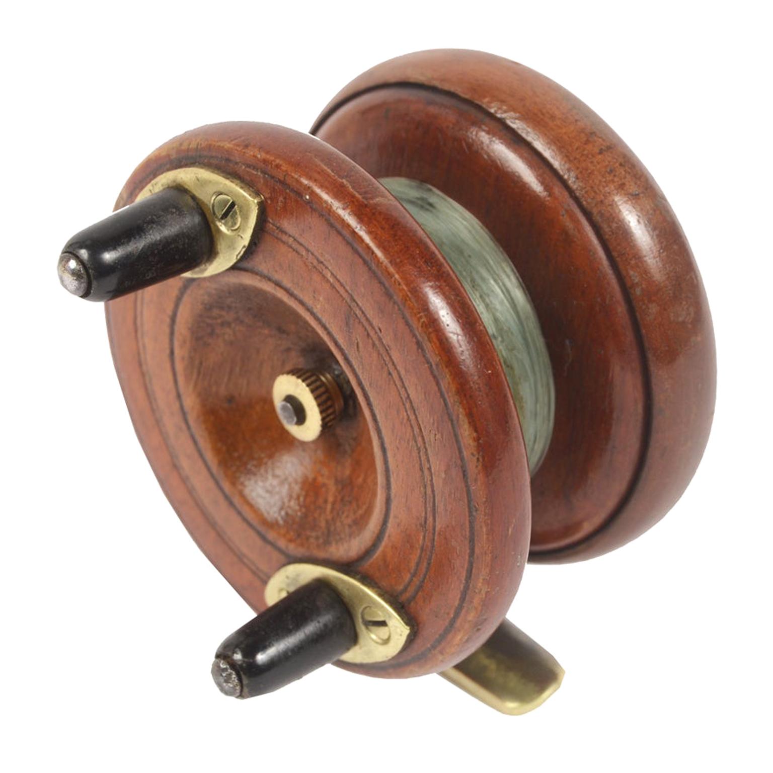 Fishing Reel Made of Turned Oak and Brass, UK, Early 1900s