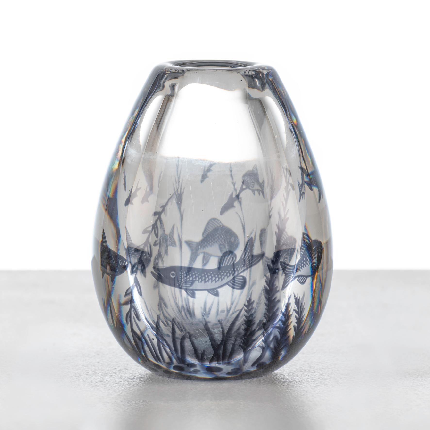 Mid-Century Modern Fiskgraal Vase by Edward Hald for Orrefors, Sweden, 1950s For Sale