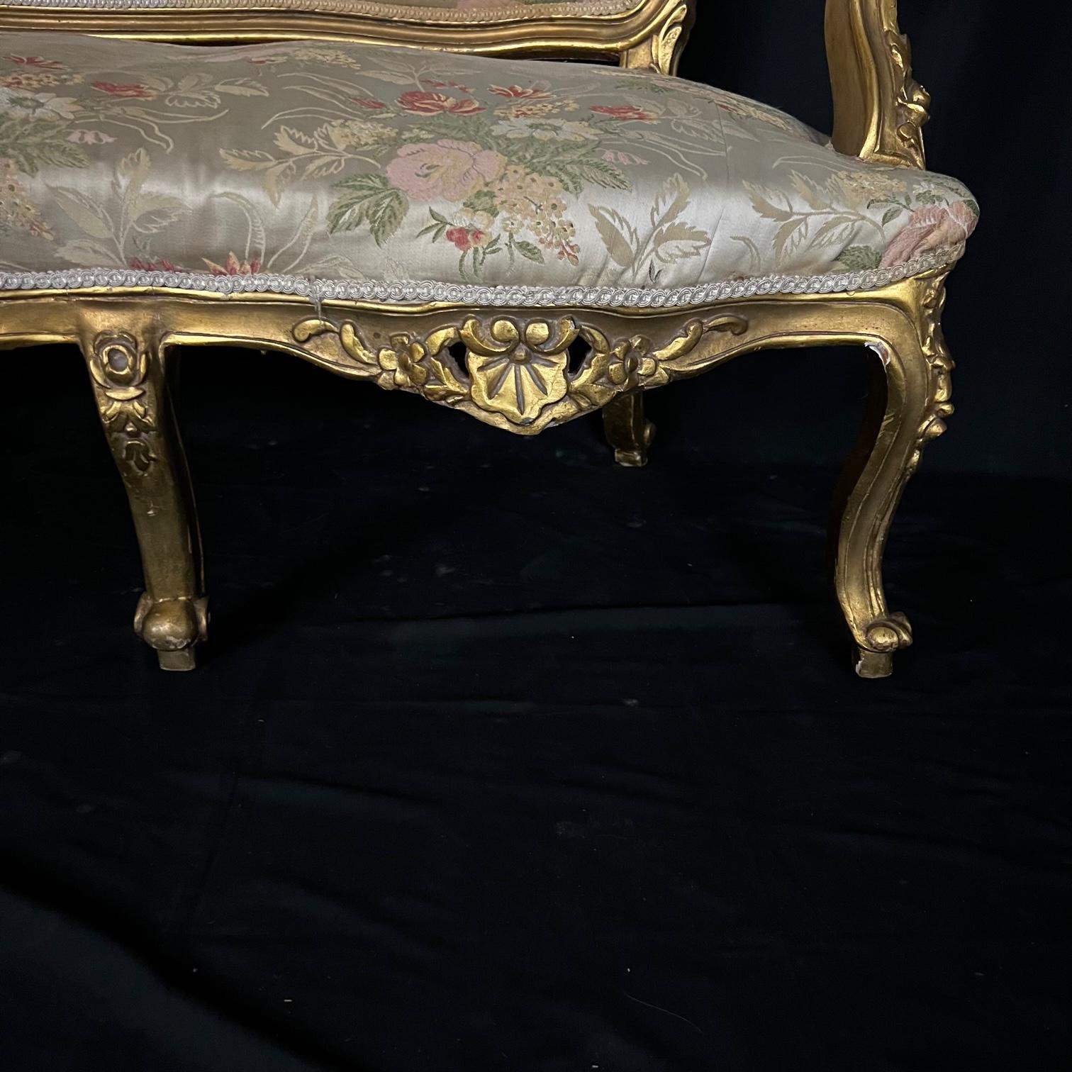 Fit for A Queen French Louis XV Style Gold Gilt Sofa 7