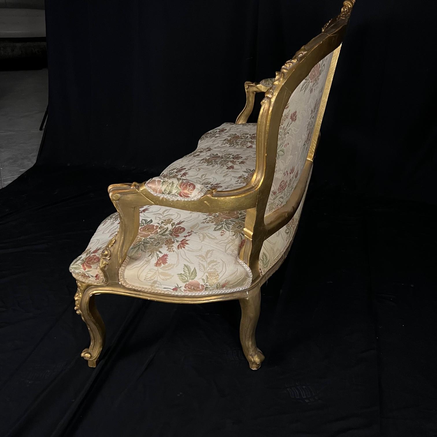 Fit for A Queen French Louis XV Style Gold Gilt Sofa In Good Condition In Hopewell, NJ