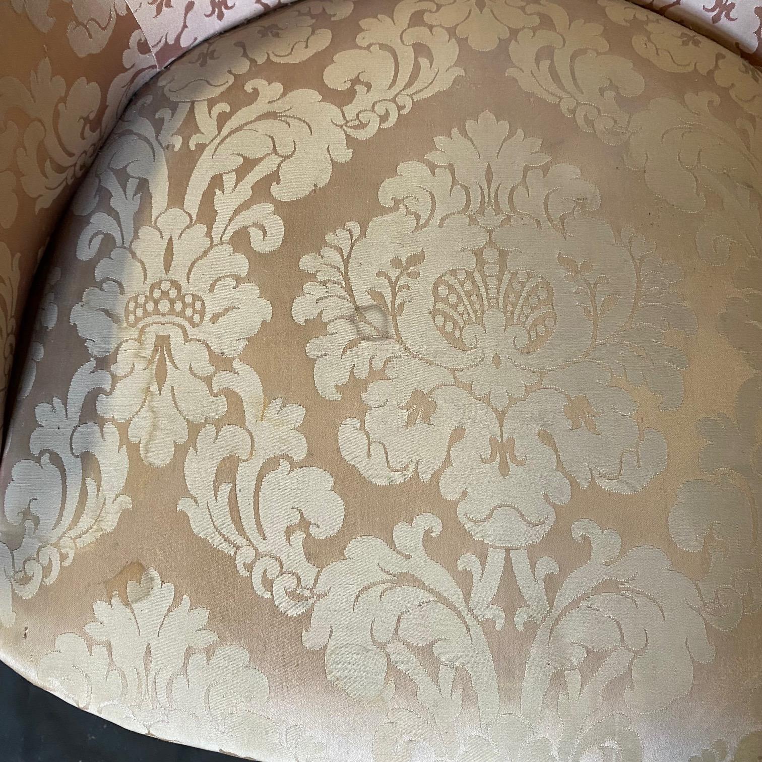 Fit for a Queen Giltwood & Rose Damask Sofa from Salon Suite For Sale 12