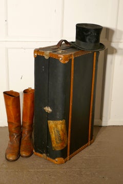 Fitted Steamer Trunk Cabin Wardrobe