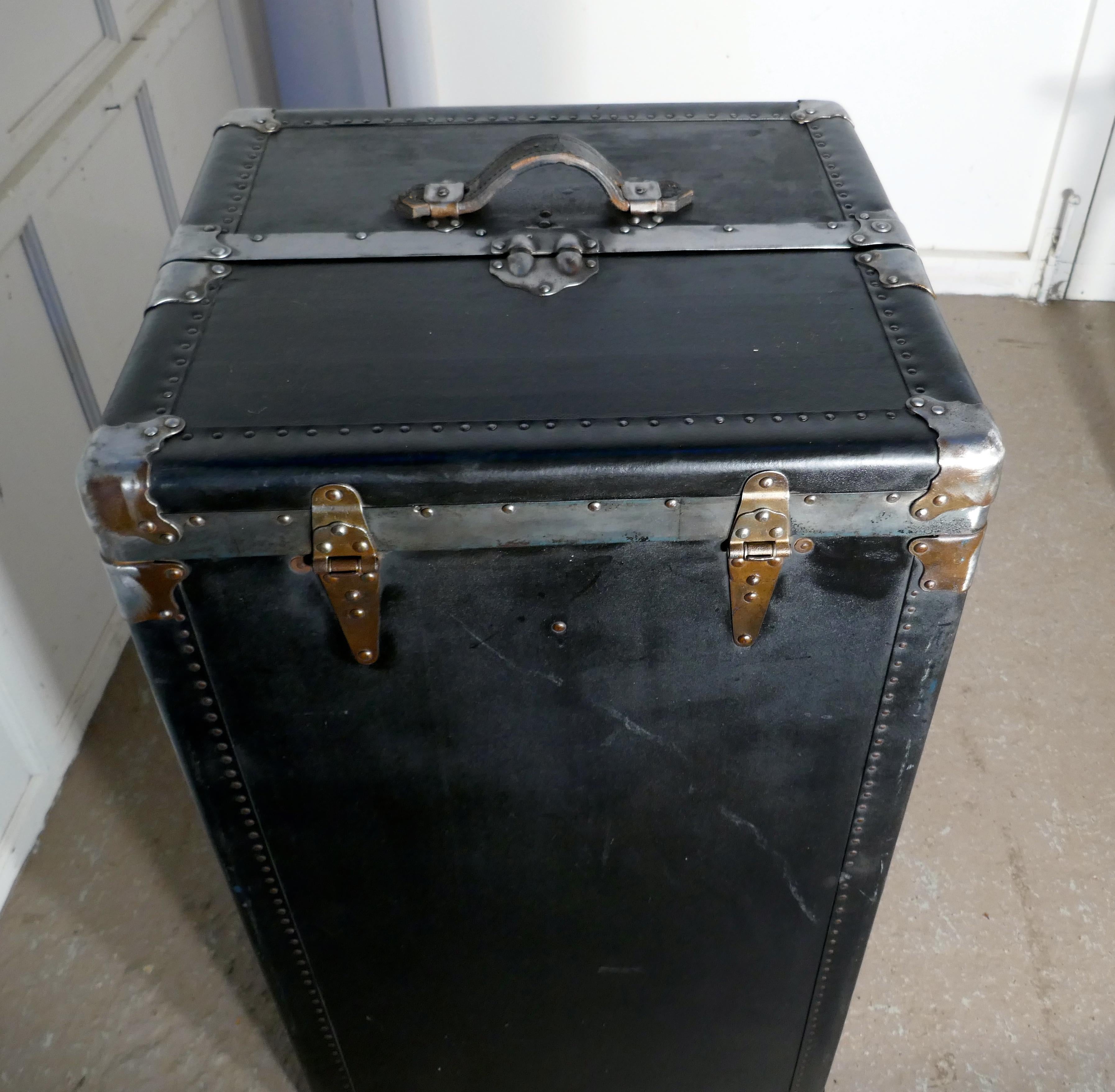 Fitted Steamer Trunk or Cabin Wardrobe, by Excelsior USA  A Superb piece   For Sale 2