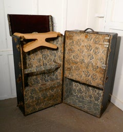 Fitted Steamer Trunk or Cabin Wardrobe, by Excelsior USA  A Superb piece