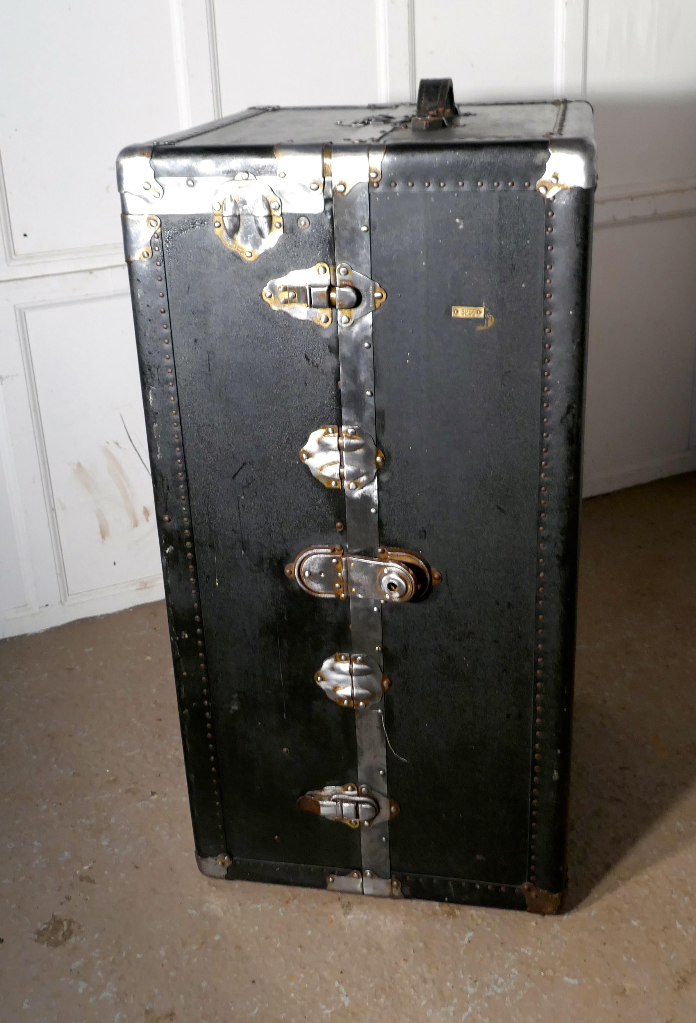 Canvas Fitted Steamer Trunk or Cabin Wardrobe, by Excelsior USA  A Superb piece   For Sale
