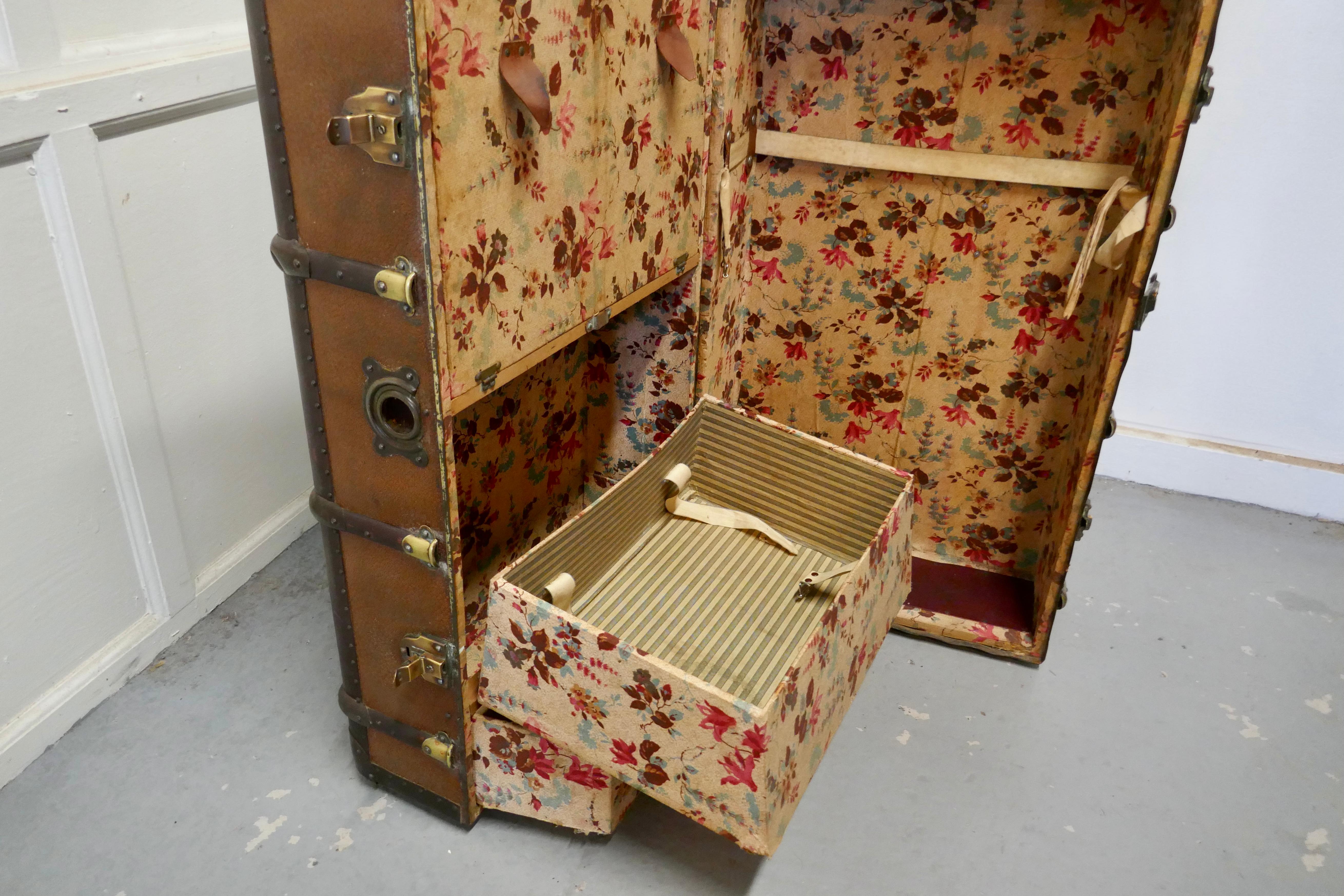 Fitted Steamer Trunk or Cabin Wardrobe In Fair Condition In Chillerton, Isle of Wight