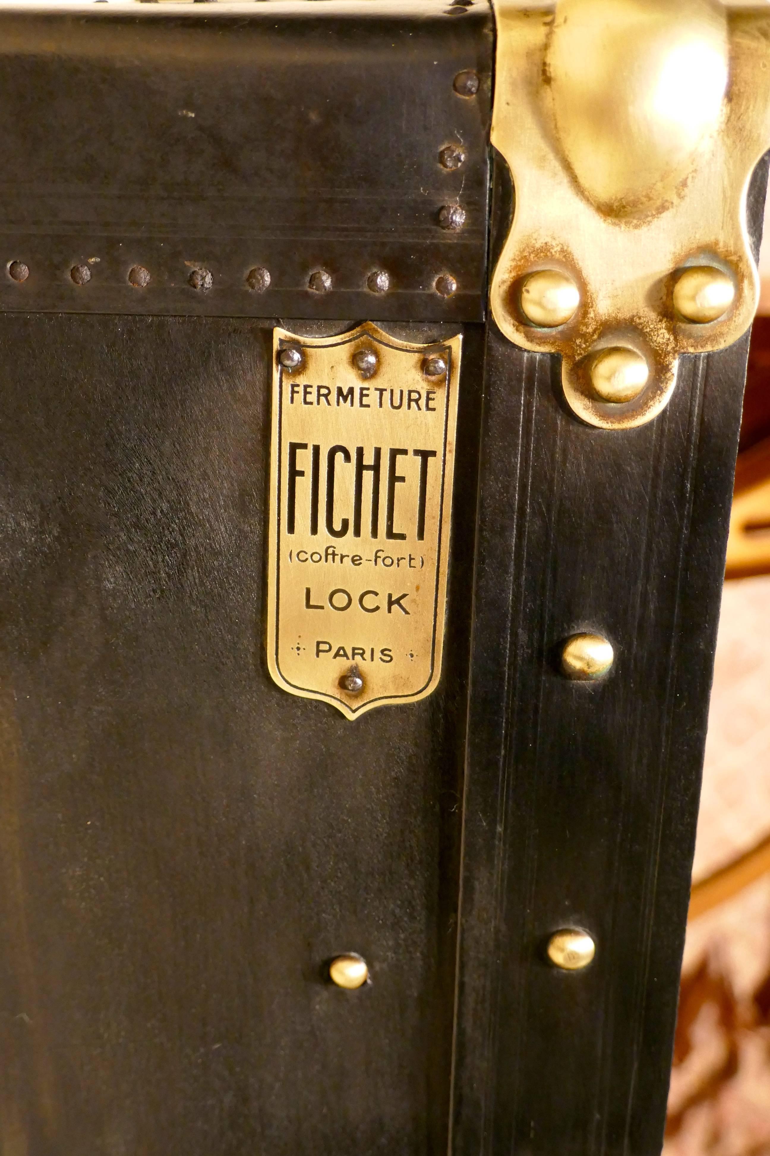 Fitted Steamer Trunk or Cabin Wardrobe, Portmanteau by Fichet In Good Condition In Chillerton, Isle of Wight