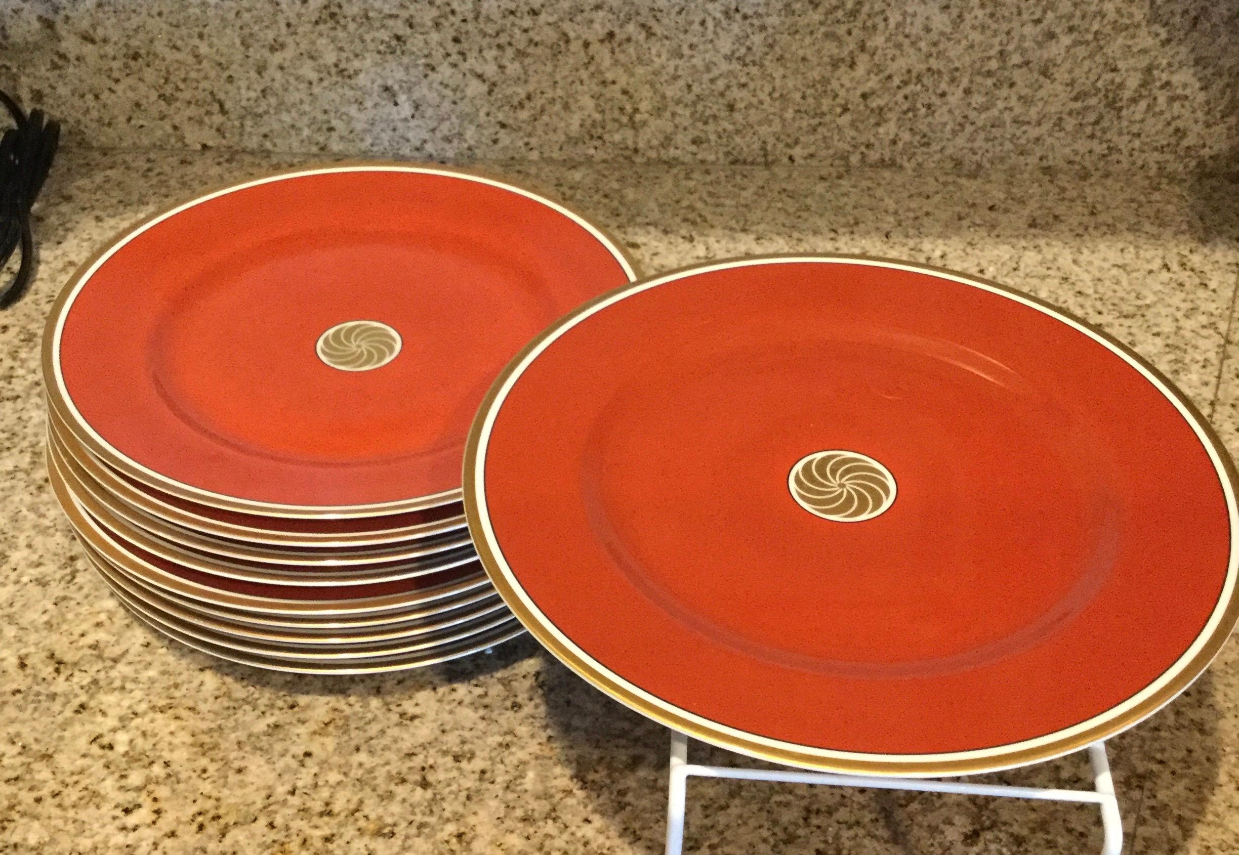 Japanese Fitz and Floyd Medallion d’Or Set of 10 Persimmon and Gold Dinner Plates, 1979