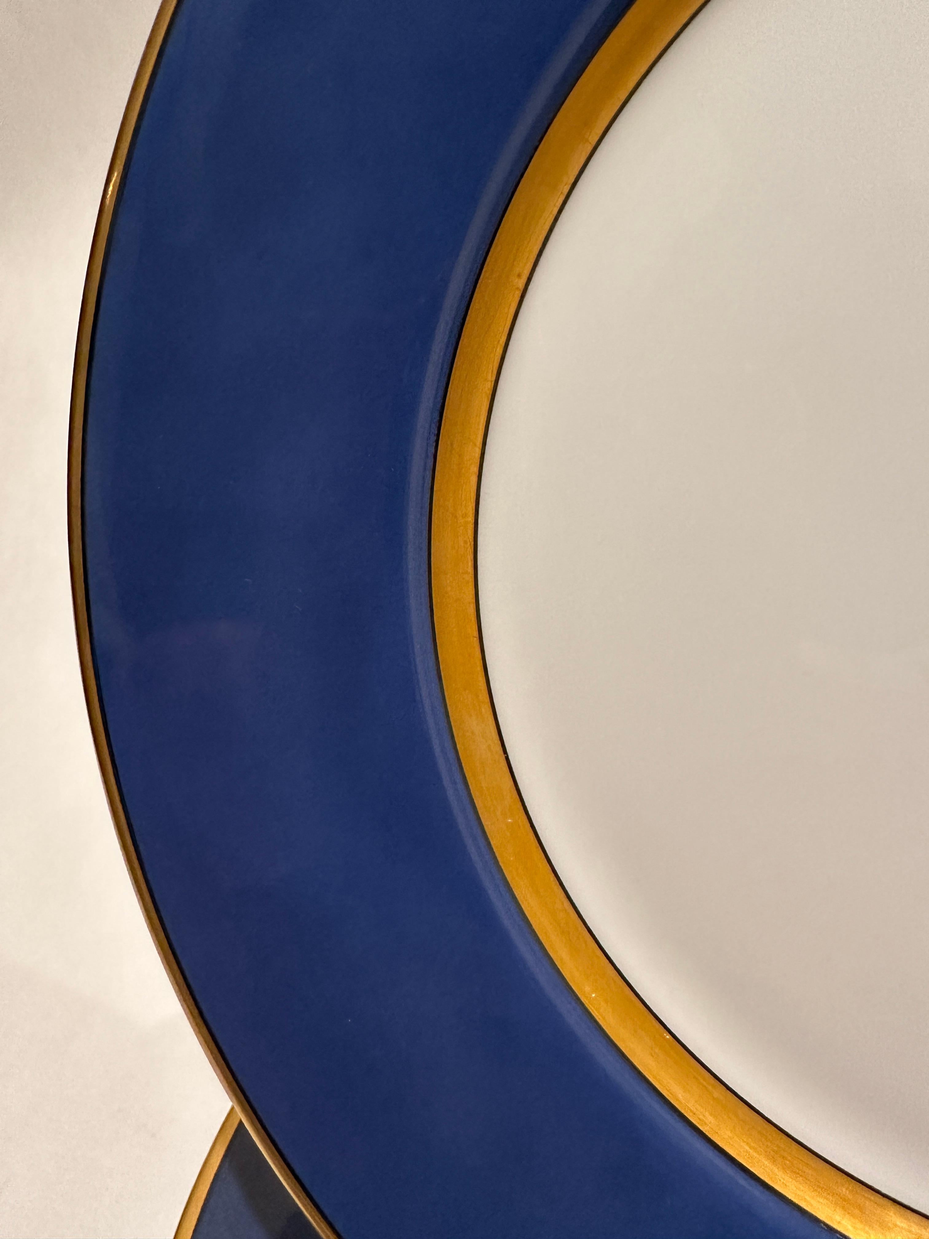 Fitz And Floyd Renaissance Cerulean Blaue Porzellan-Service-Teller  (Vergoldet) im Angebot