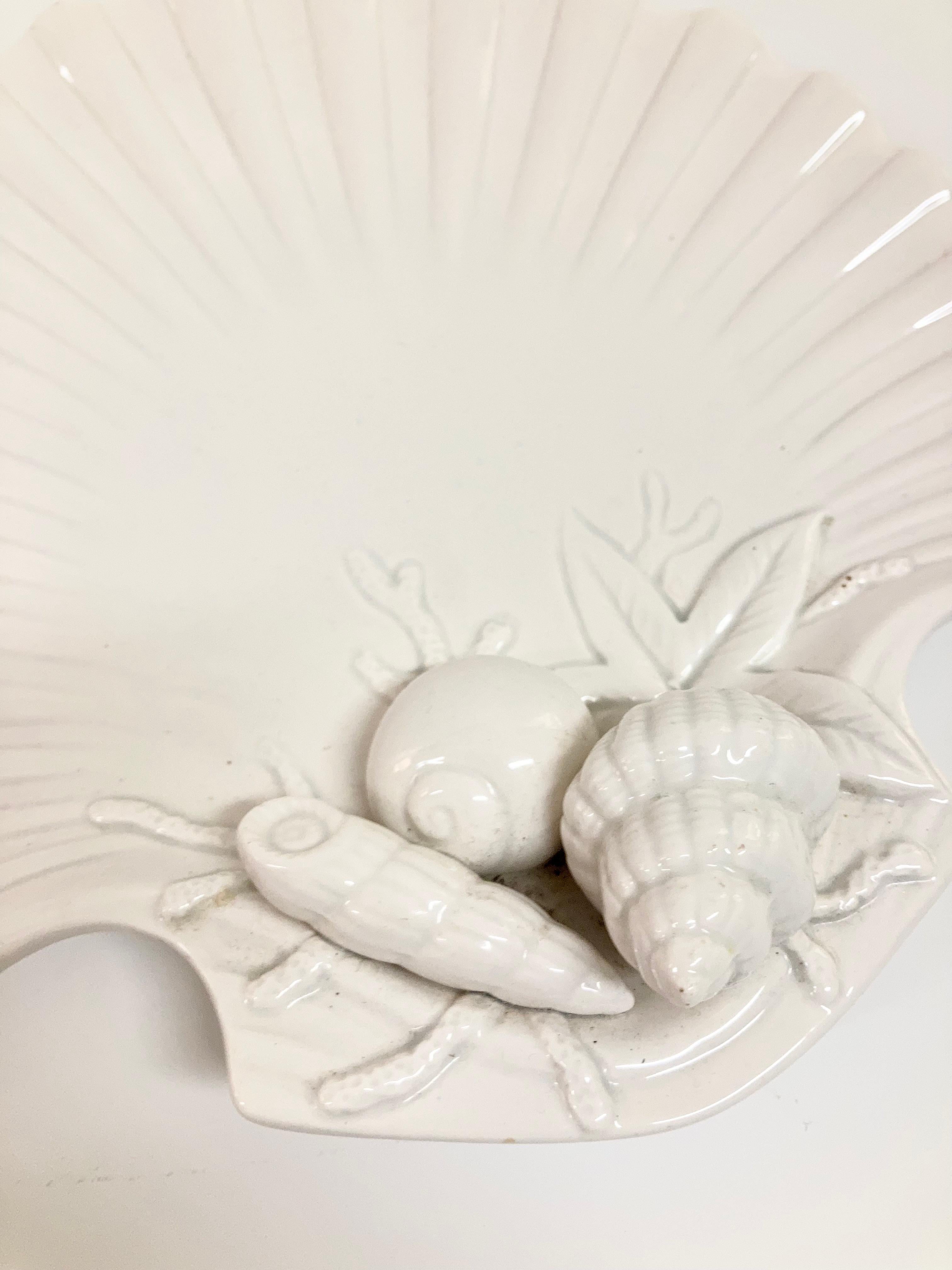 Ceramica Piatto a conchiglia Fitz and Floyd in vendita