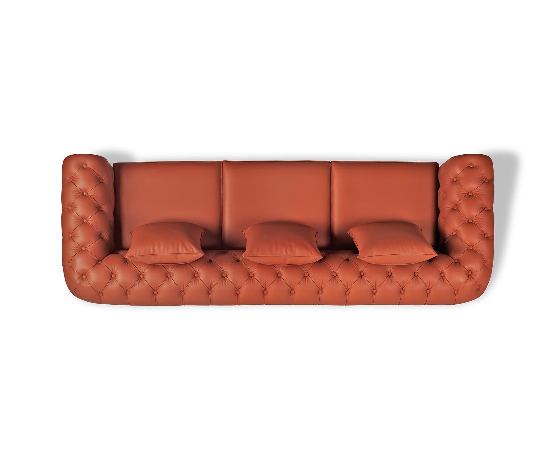 Fitz Chesterfield Sofa by Madheke (Indisch) im Angebot