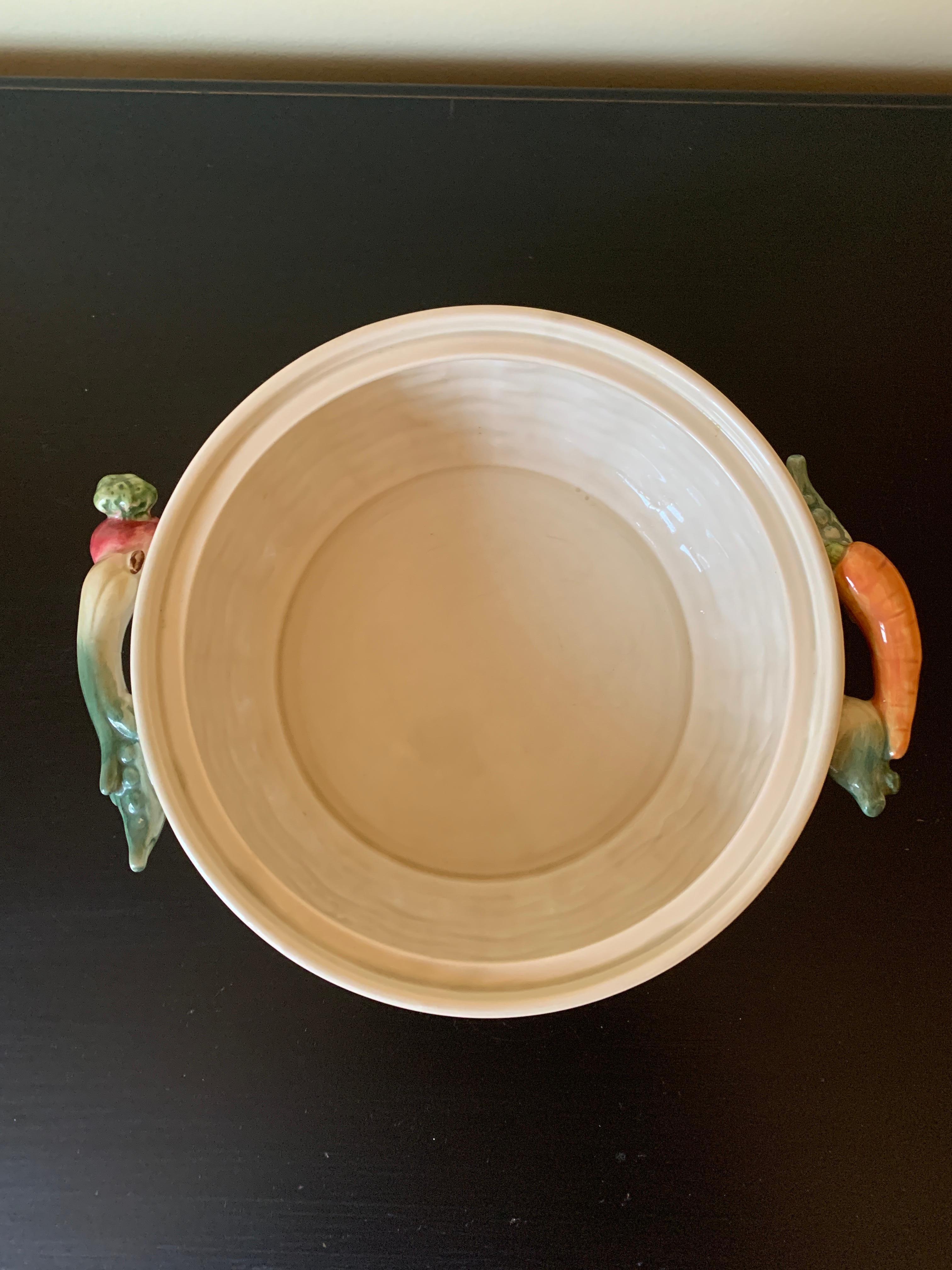 Fitz & Floyd Glazed Ceramic Trompe l'Oeil Woven Basket With Vegetables Casserole For Sale 7