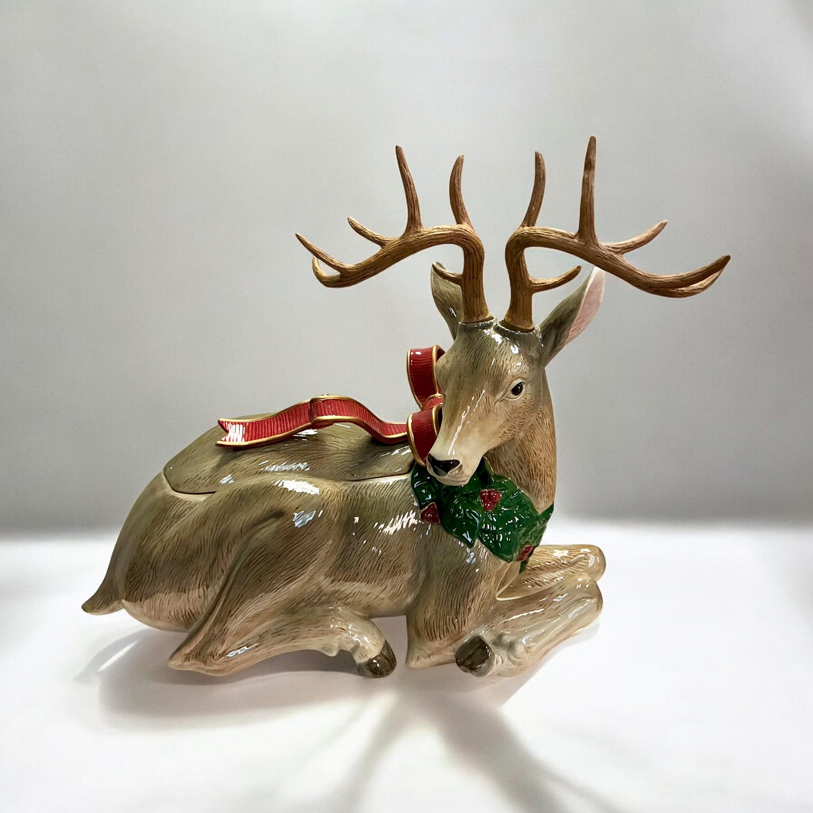 Fitz & Floyd Hand Painted Christmas Holiday Reindeer Centerpiece Tureen 3