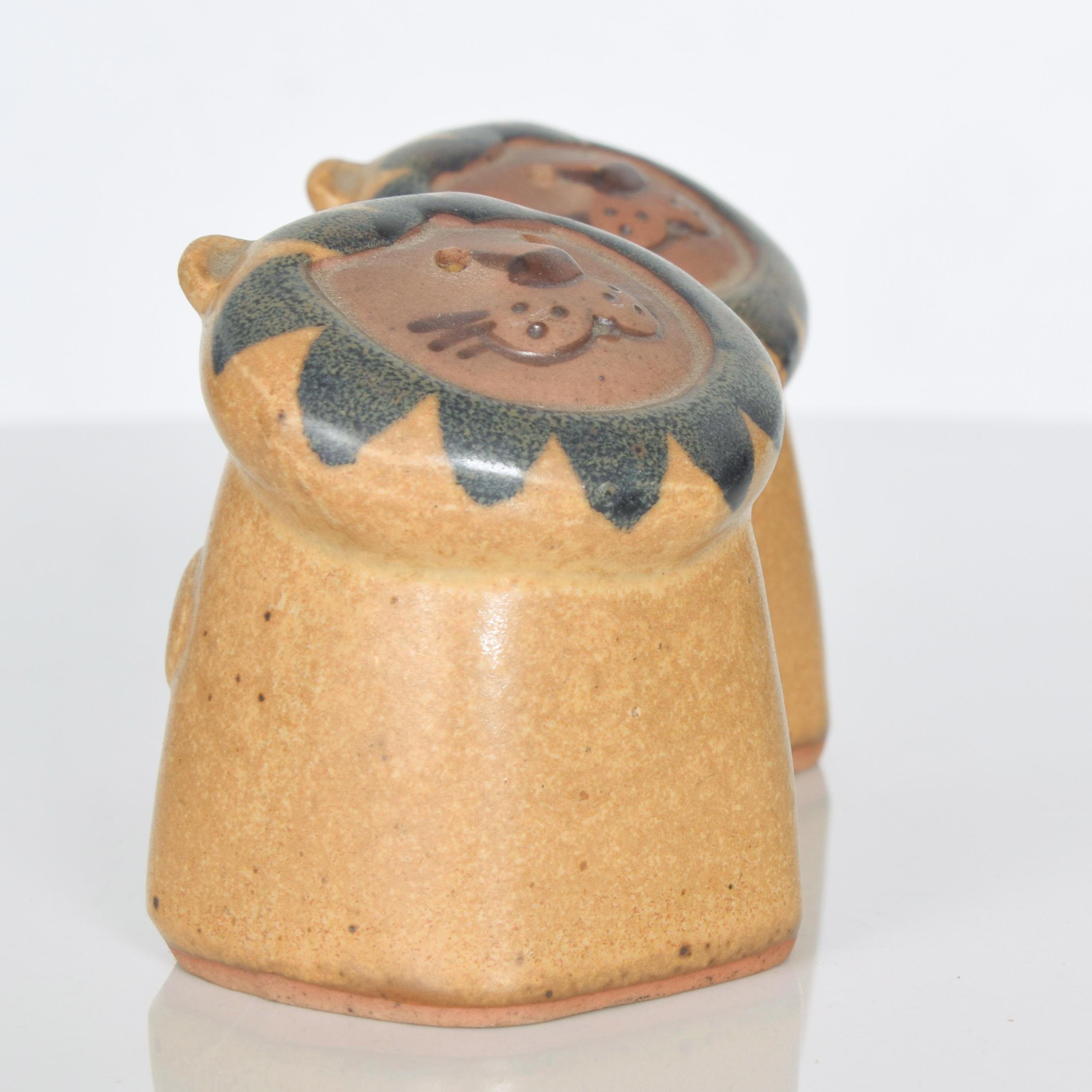 Late 20th Century 1970s Fitz & Floyd Lion Salt and Pepper Shaker Set Stoneware Pottery Art