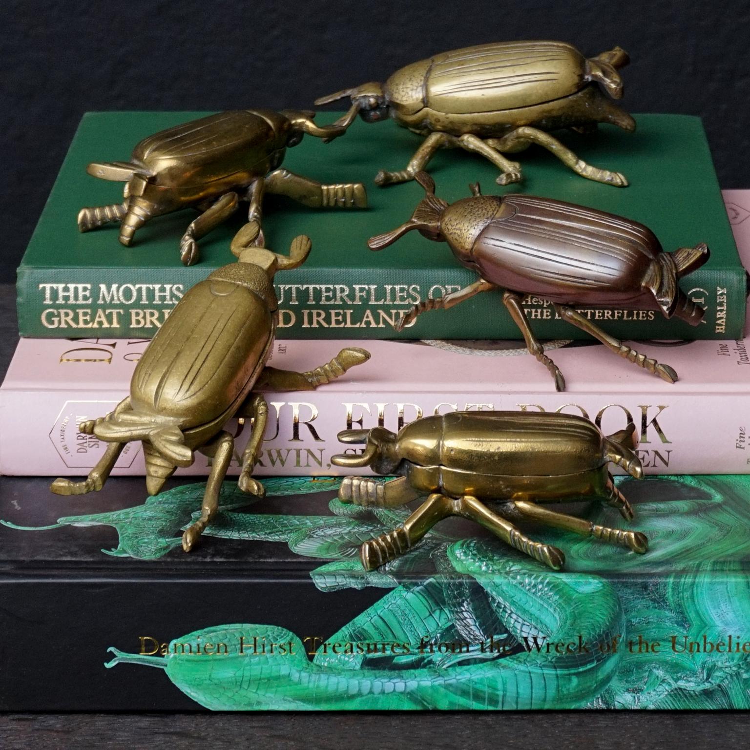 Five 1960s English Brass Beetle or Bug Trinket Dishes, Ashtray, Vide-Poche In Good Condition In Haarlem, NL