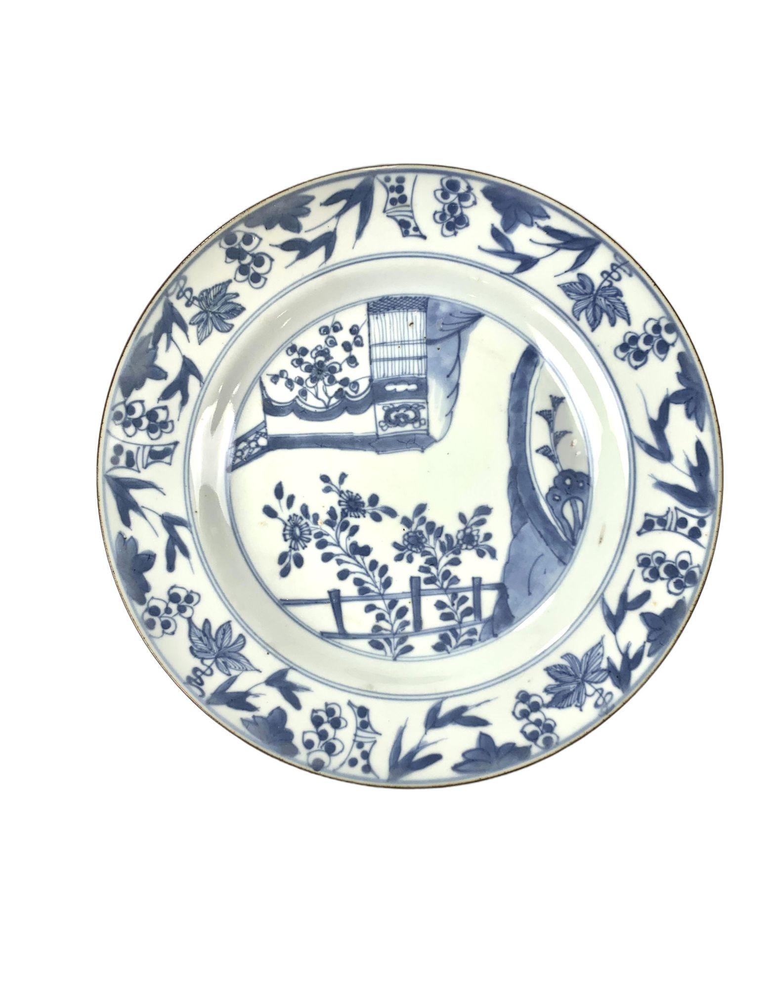 Cinco Platos Antiguos de Porcelana China de Exportación Azul y Blanca Pintados a Mano C-1770 Pintado a mano en venta