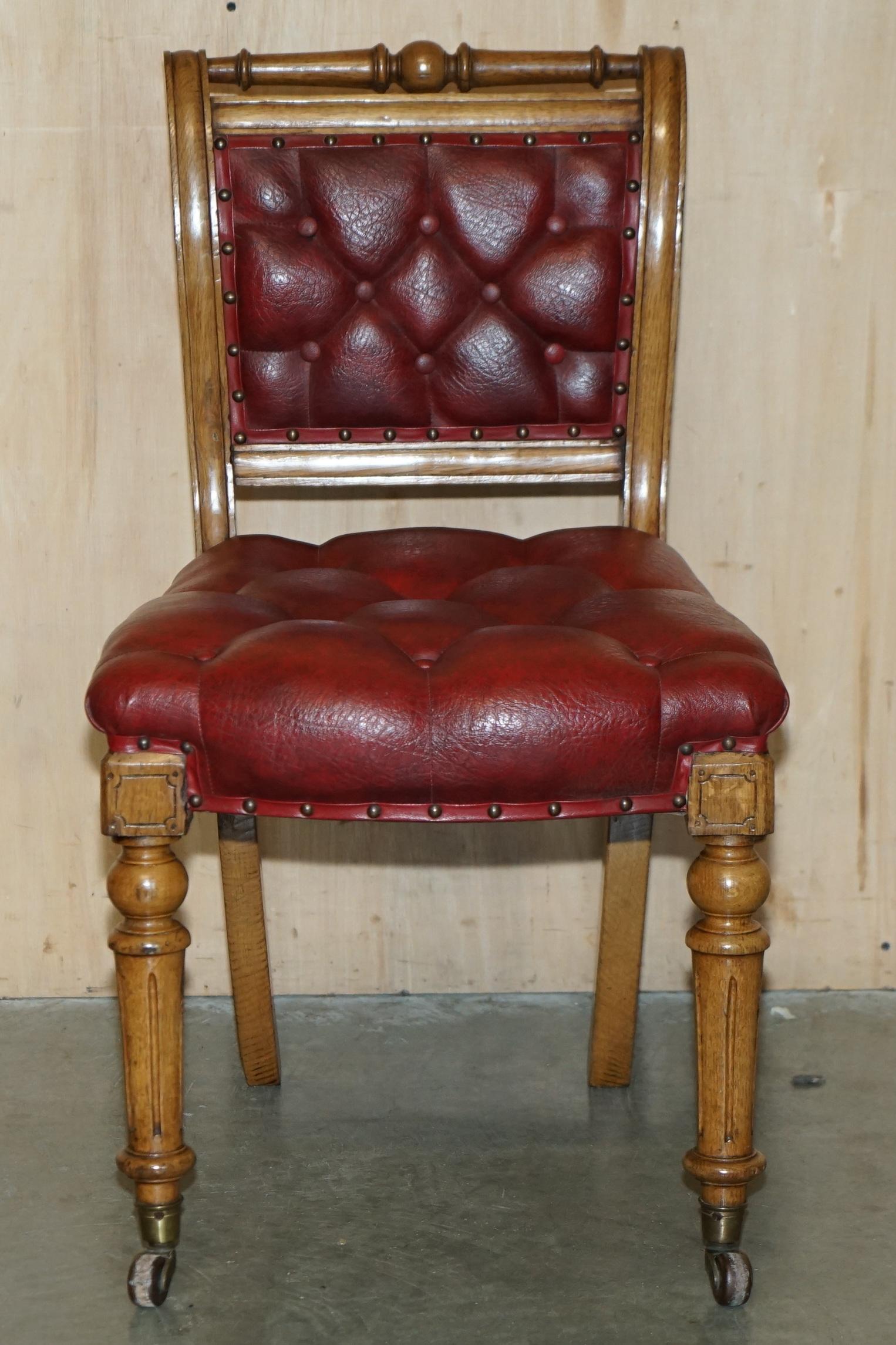 FÜNF ANTIQUE HOLLAND & SON'S ATTRIBUTED DINING CHAIRS WITH ENGLISH OAK FRAMES 5 (Englisch) im Angebot